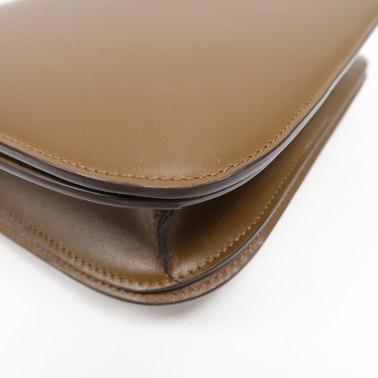 CELINE 牛皮皮革Classic Box金扣肩背袋啡色