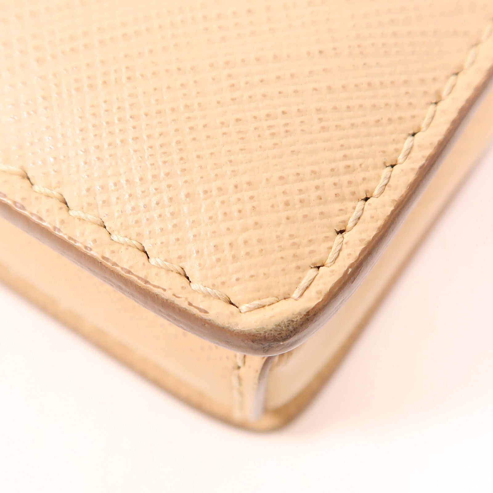 Salvatore Ferragamo 【激減優惠】牛皮皮革Chain Shoulder金扣鏈帶肩背袋