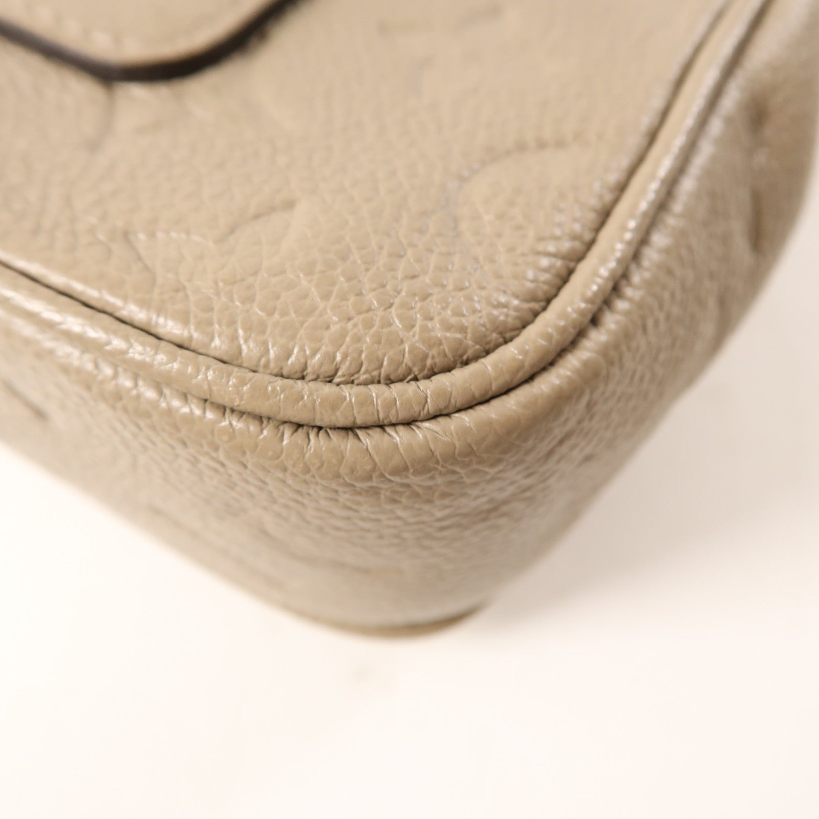 LOUIS VUITTON Momogram Empreinte Marceau肩背袋灰色