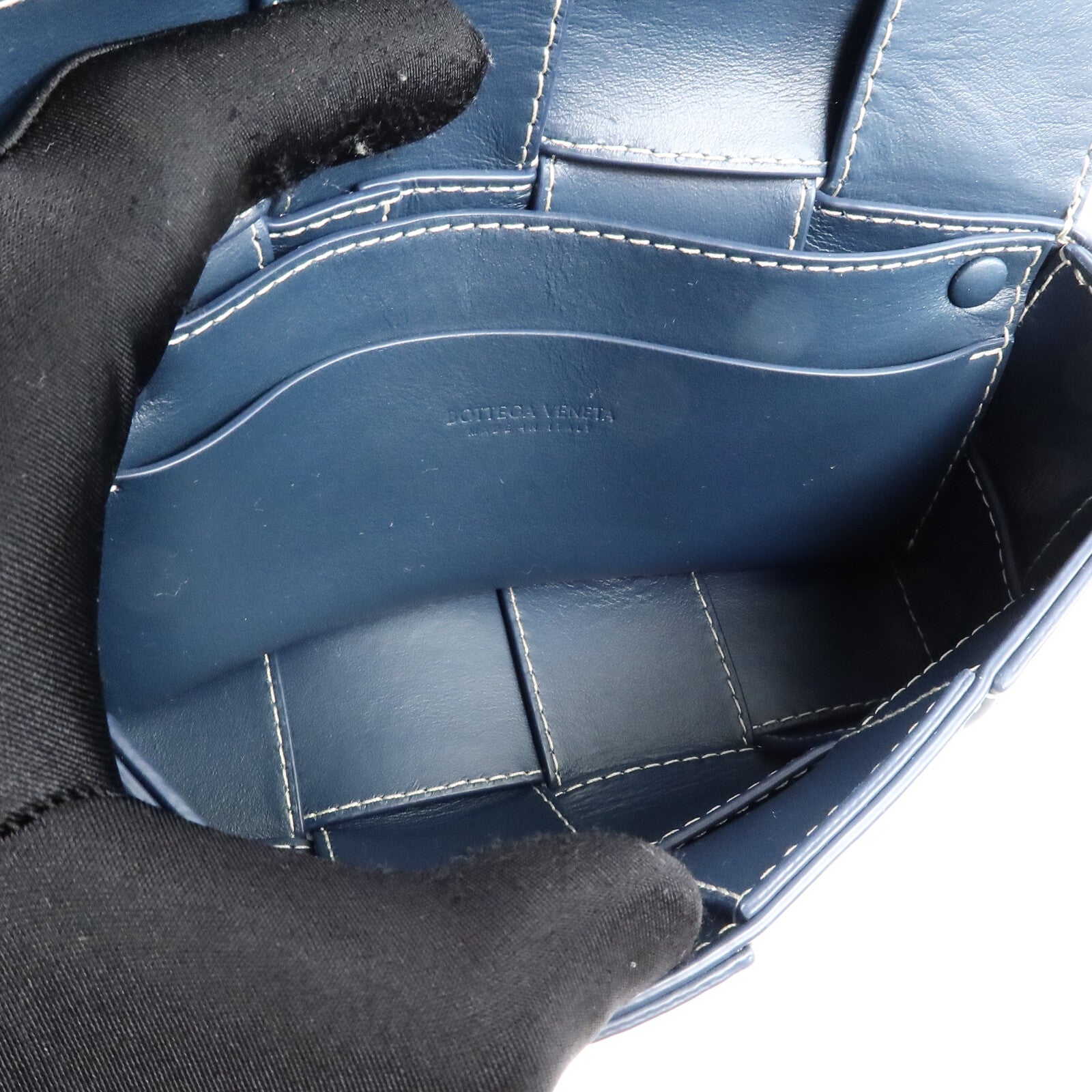 BOTTEGA VENETA 牛皮皮革Cassette Small肩背袋