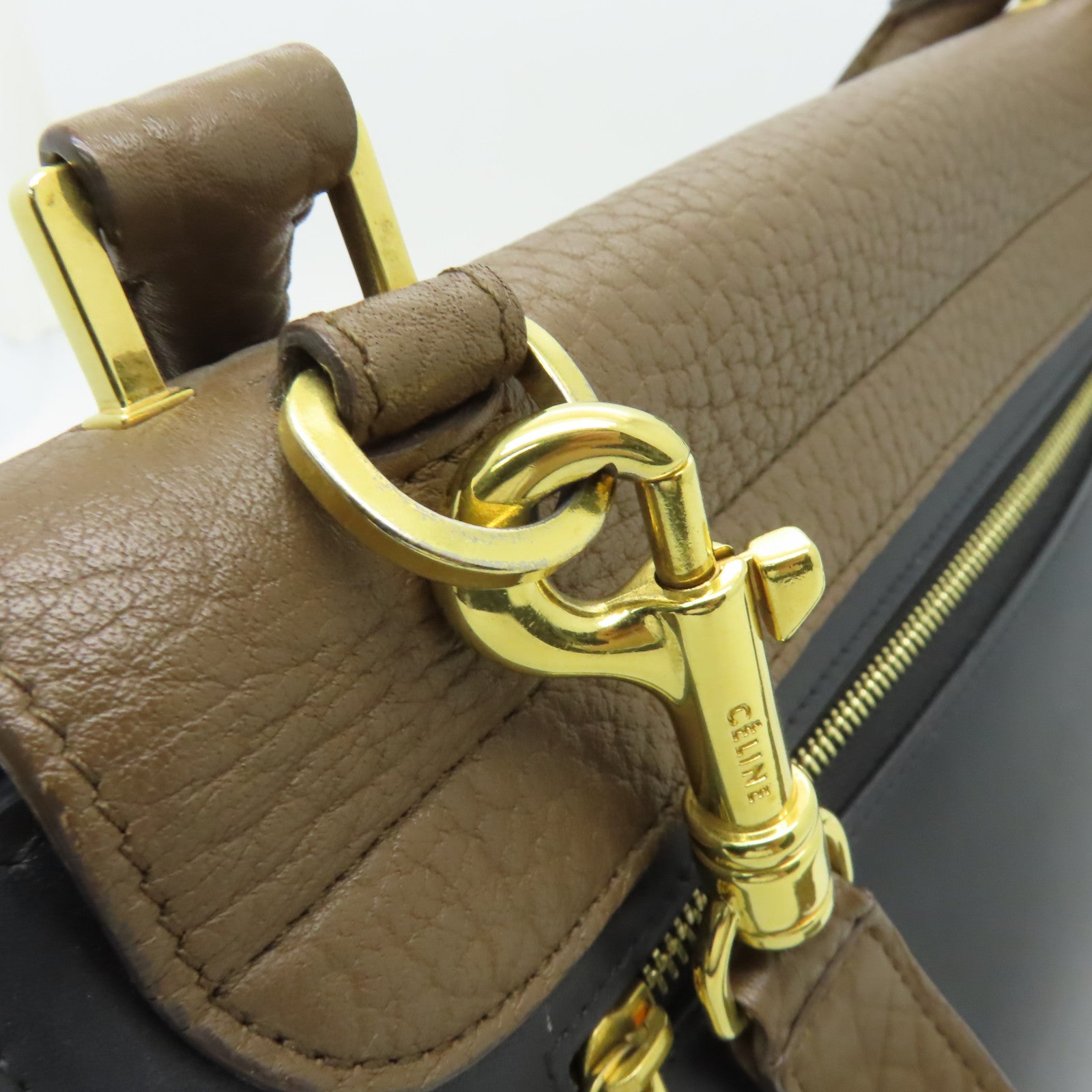 CELINE 【清倉大減價】牛皮皮革Trapeze金扣手挽肩背兩用袋棕色/黒色