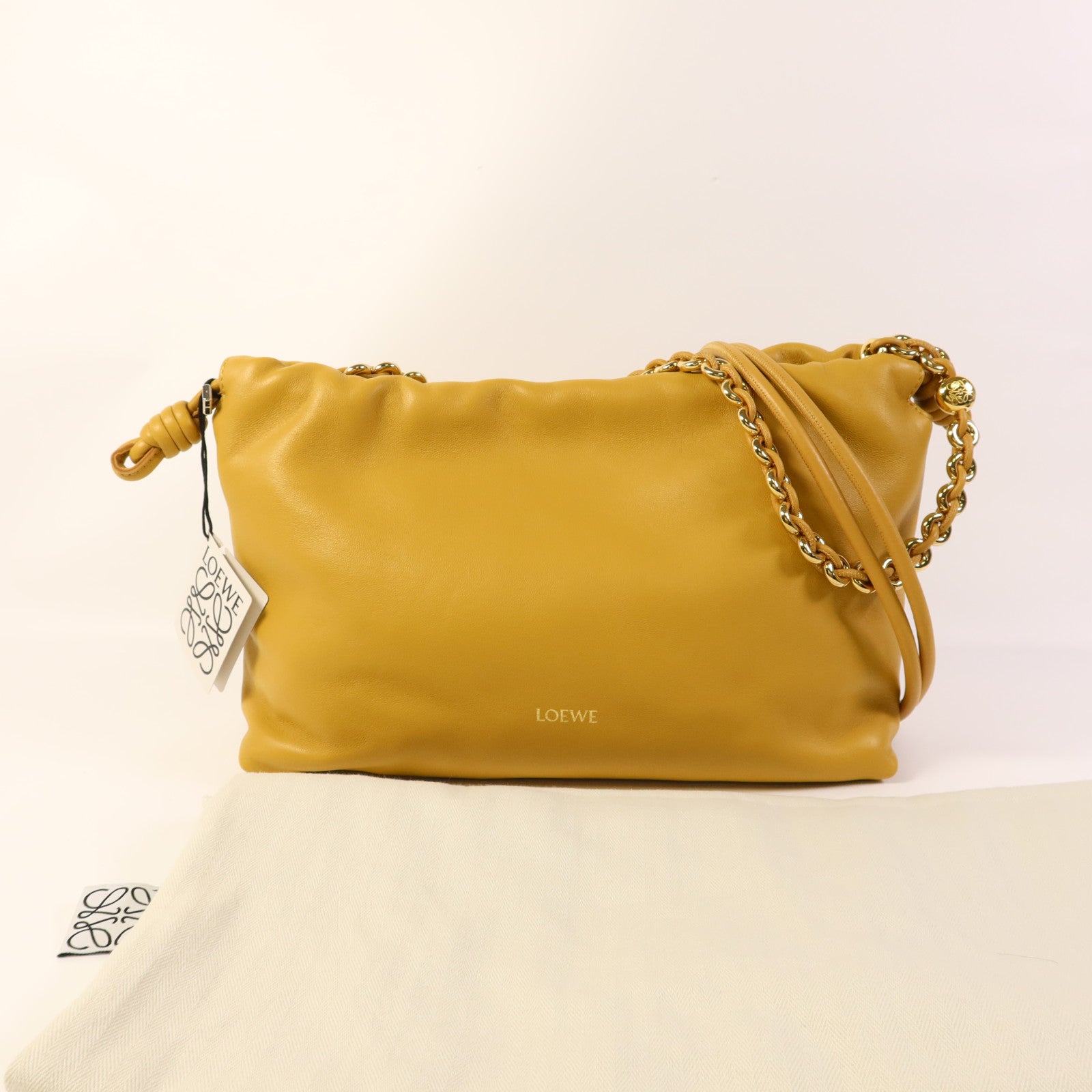 LOEWE 羊皮皮革Medium Flamenco Purse金扣肩背袋