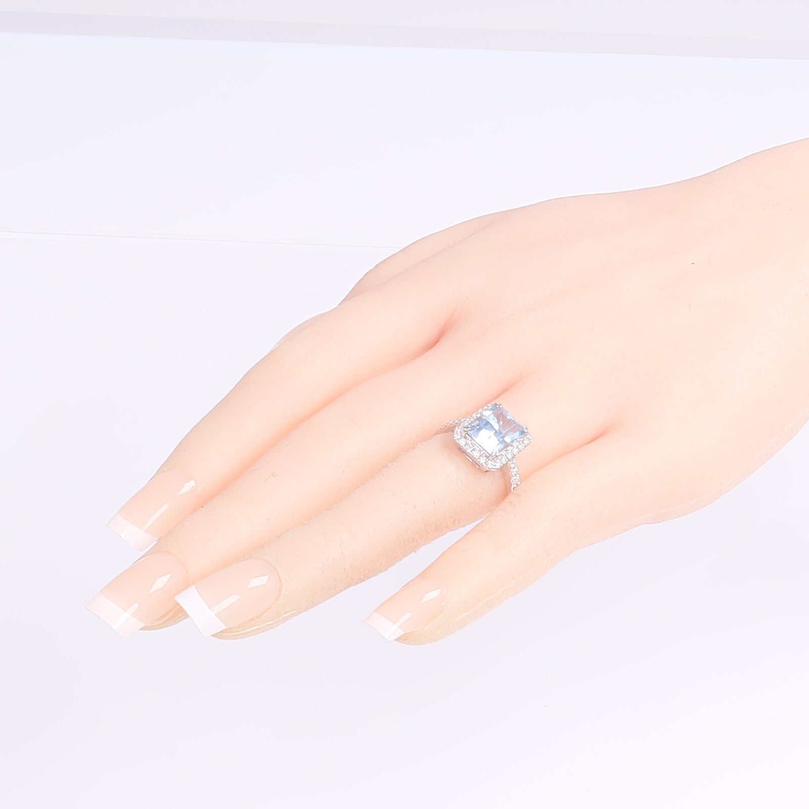 JEWELRY 18K白金Aquamarine Diamond Ring藍晶/鑽石戒指US#6