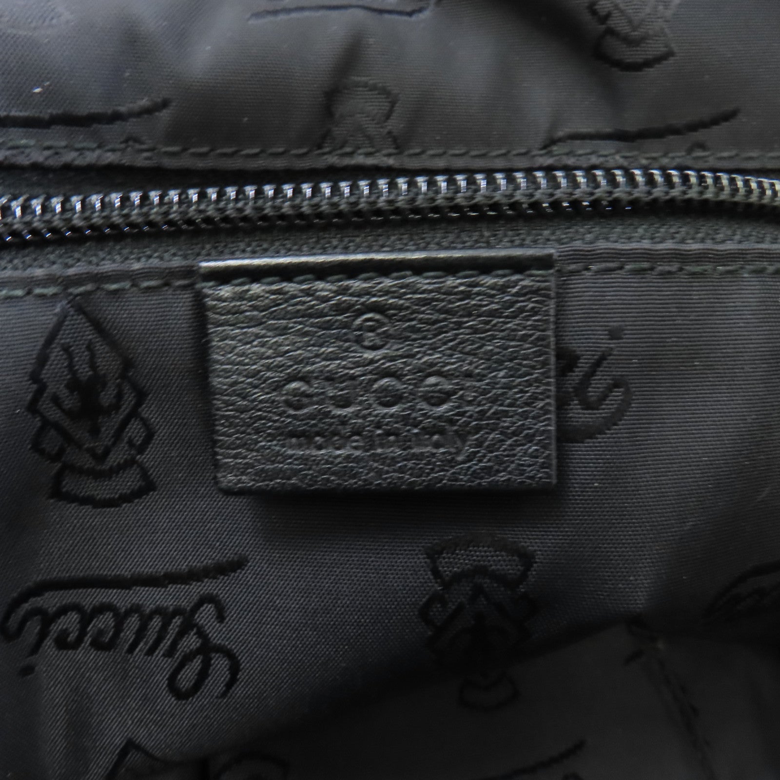GUCCI 牛皮皮革Shoulder Bag銀扣肩背袋黑色