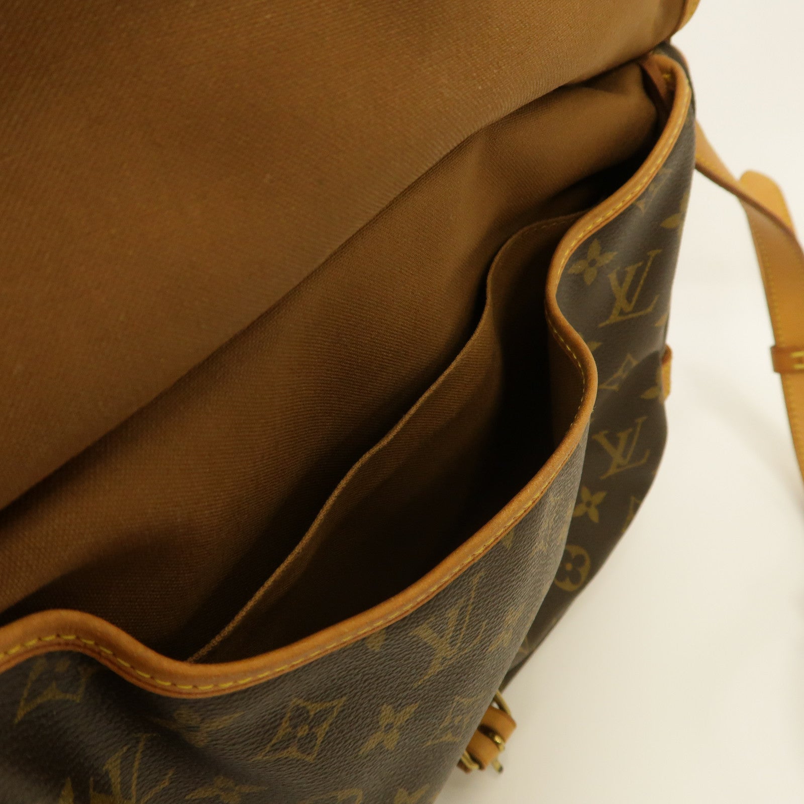 LOUIS VUITTON 【激減優惠】Monogram Saumur 30金扣肩背袋啡色