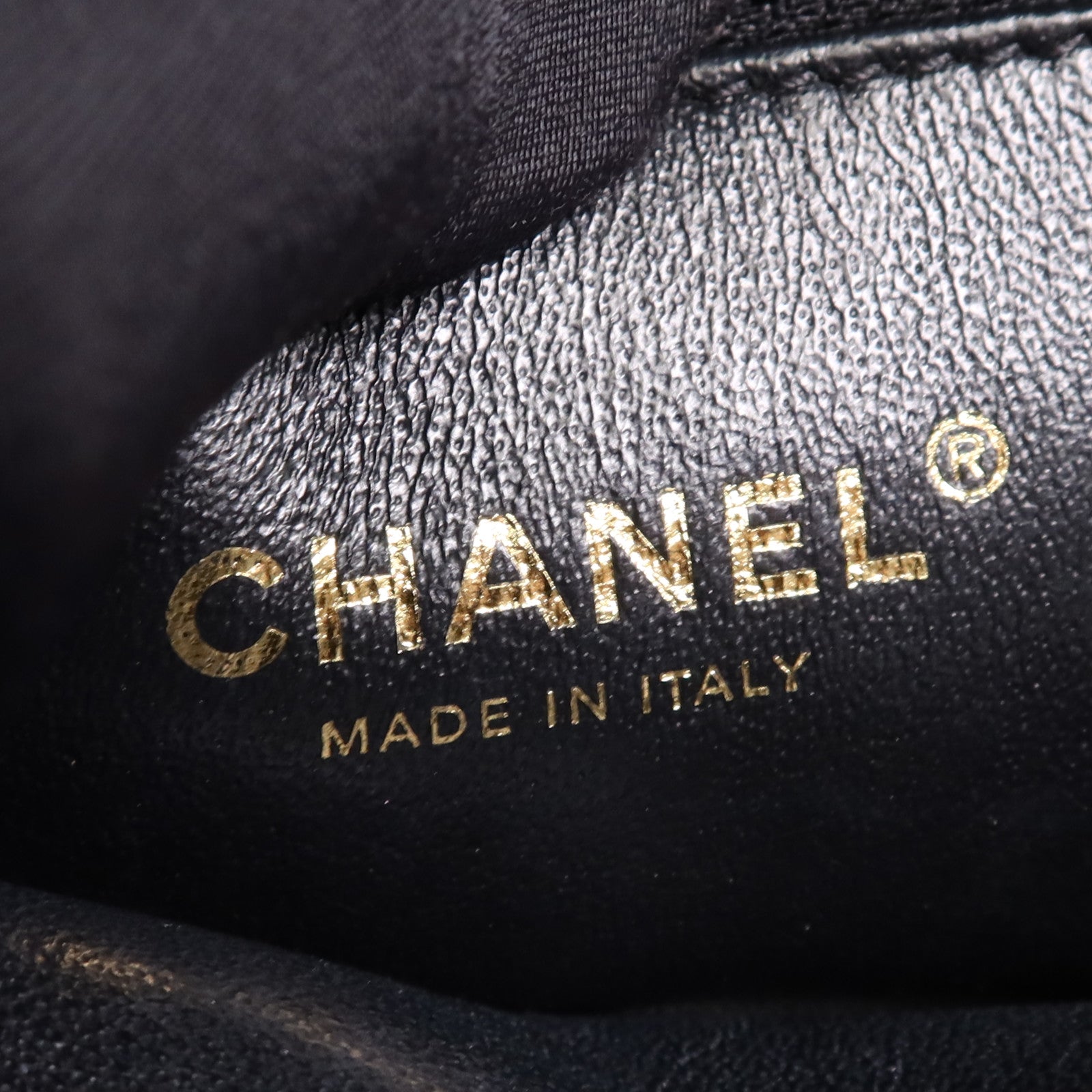 CHANEL 牛皮皮革Filigree Vanity Case金扣鏈帶手挽肩背兩用袋