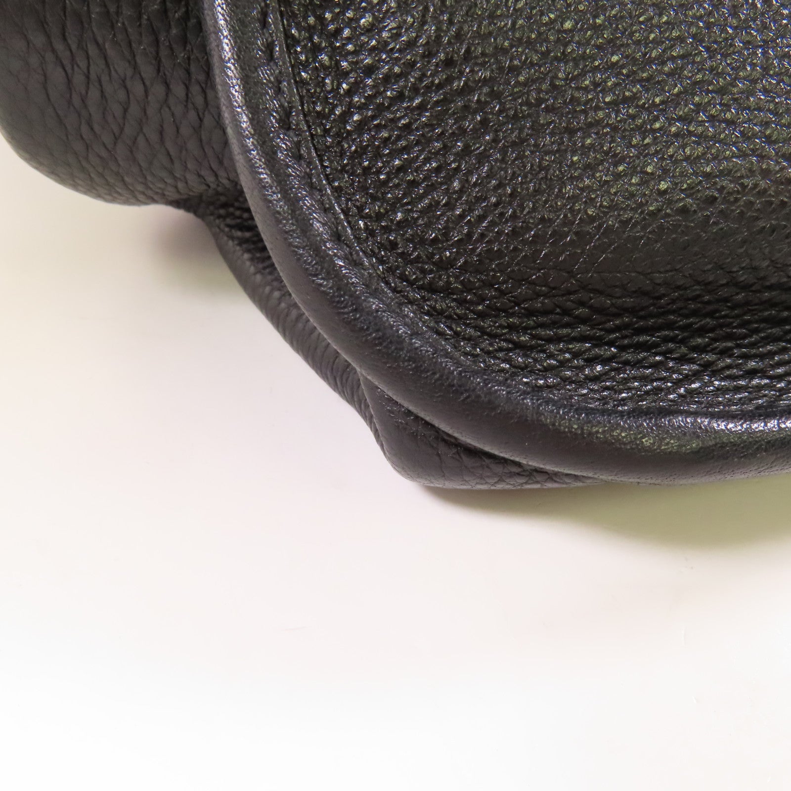 PRADA 牛皮皮革Shoulder Bag金扣肩背袋