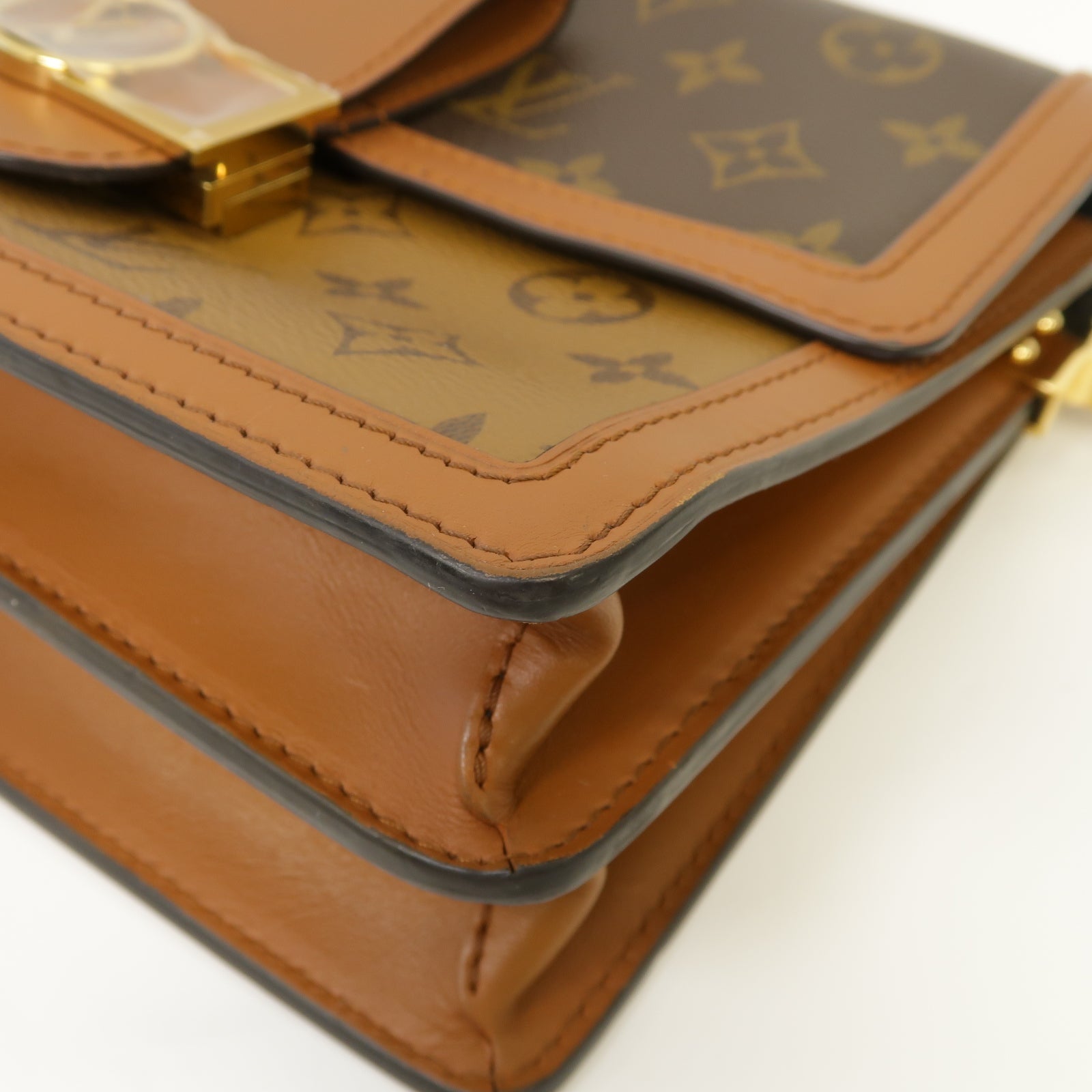 LOUIS VUITTON Monogram Reverse Dauphine金扣肩背袋棕色