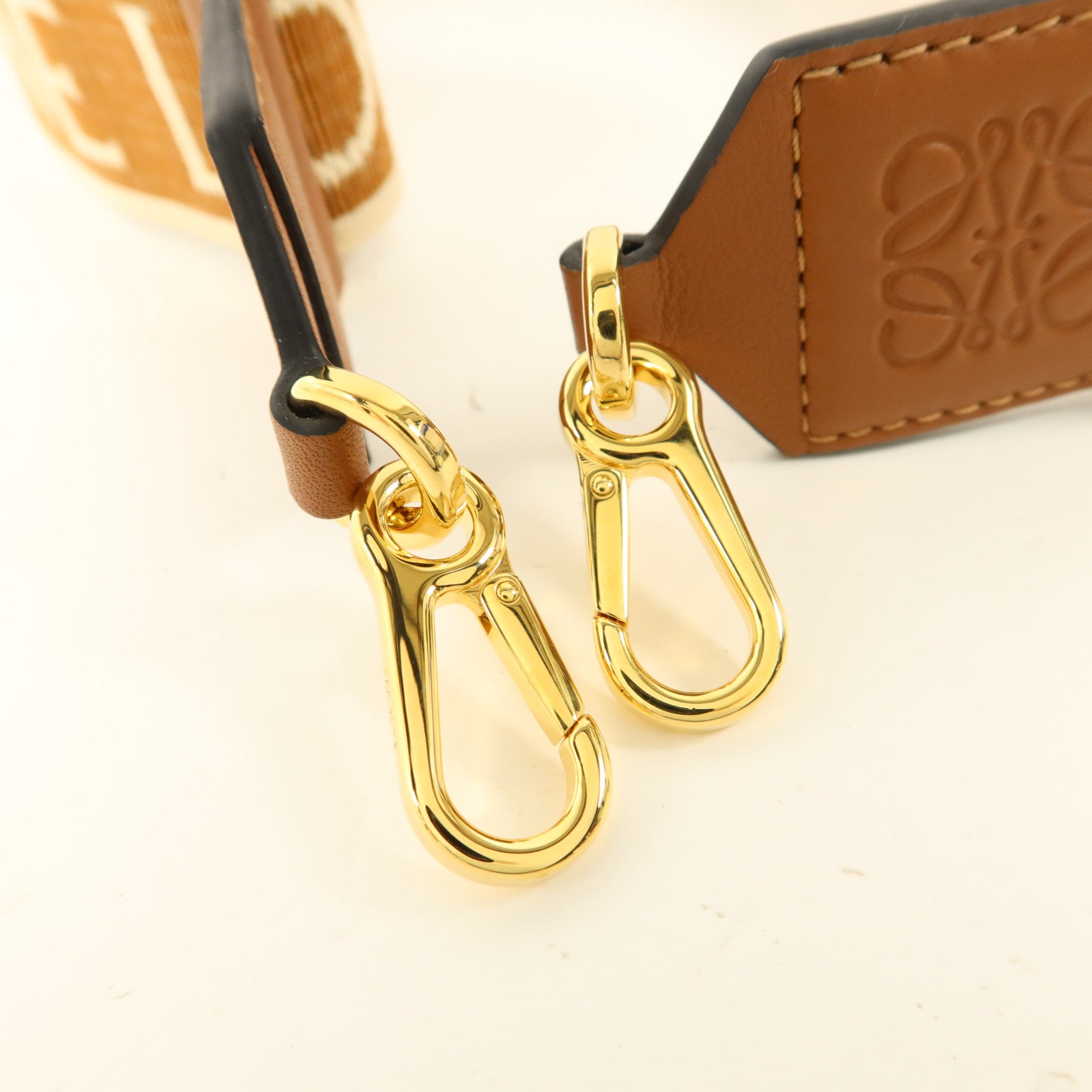 LOEWE 帆布/牛皮皮革Shoulder Strap肩帶