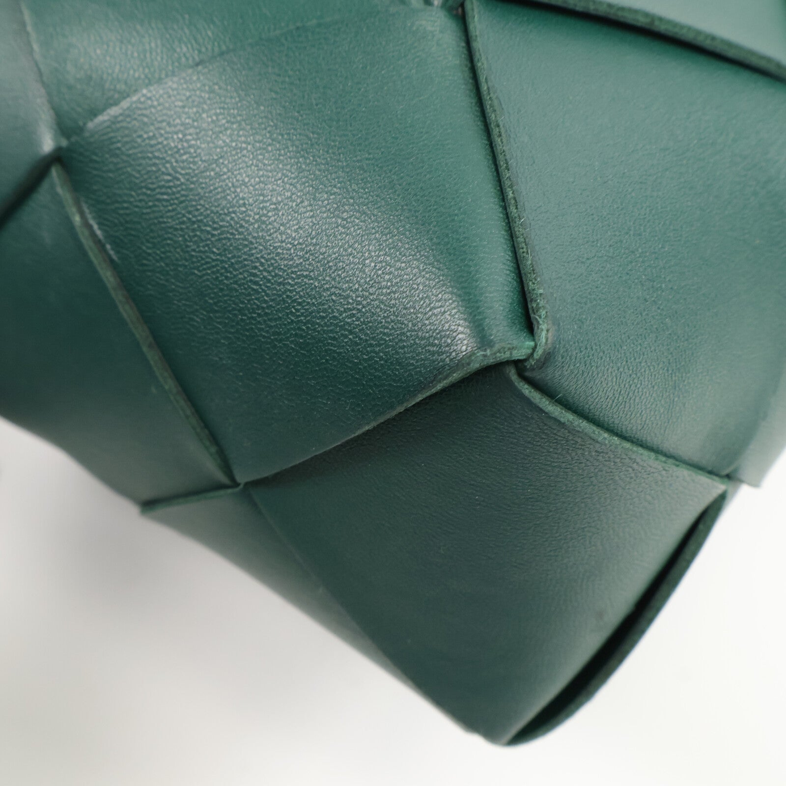 BOTTEGA VENETA 牛皮皮革Cassette Camera肩背袋