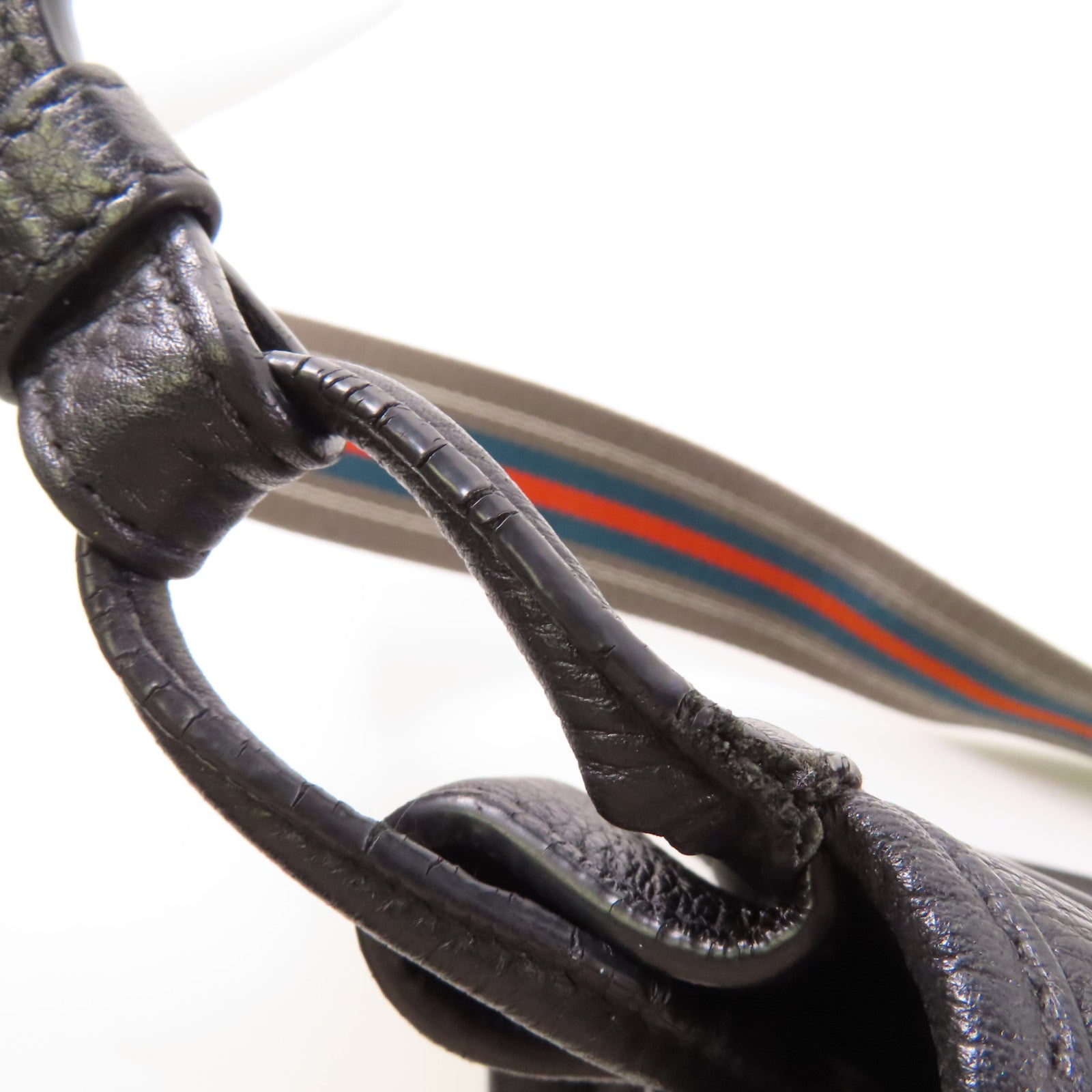 PRADA 牛皮皮革Shoulder Bag金扣肩背袋