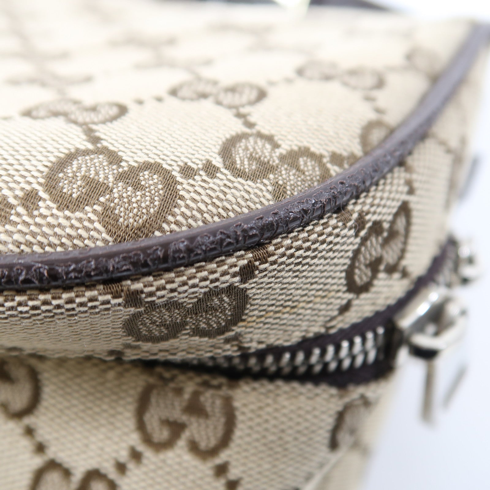 GUCCI 帆布Waist Bag銀扣腰包啡色