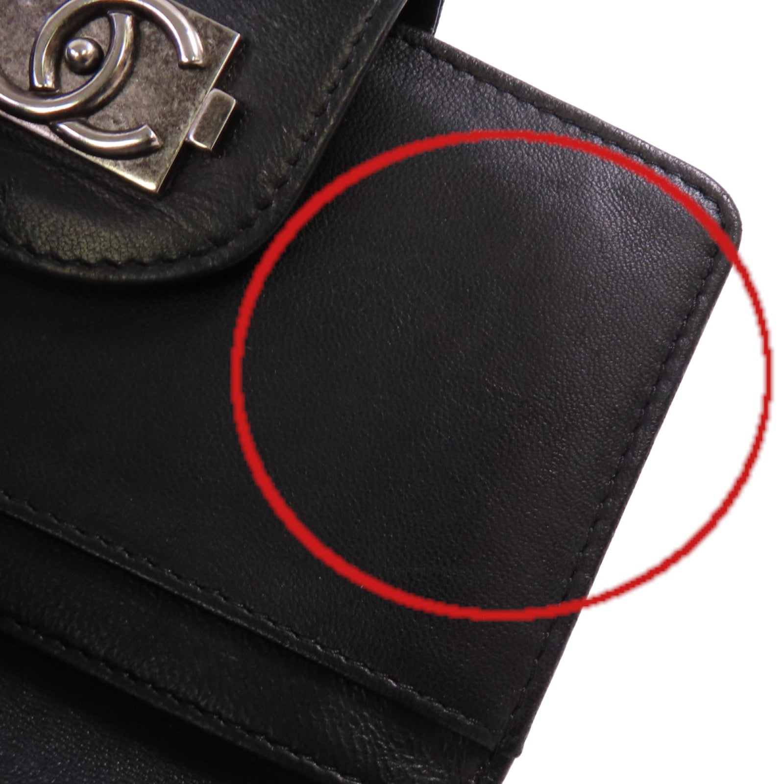 CHANEL 菱格羊皮皮革Middle Wallet銀扣短錢包黑色