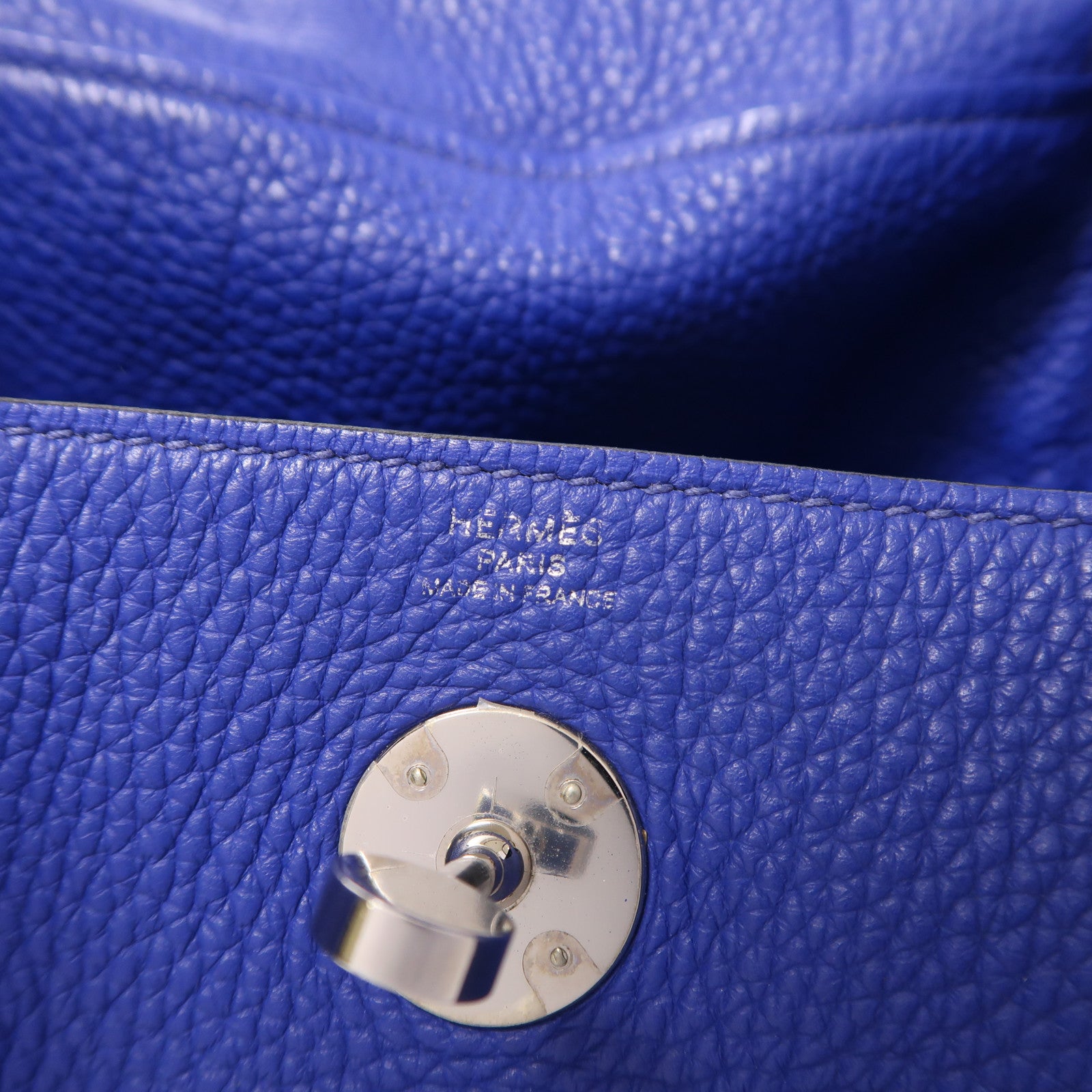 HERMES Clemence皮革Lindy 26銀扣手挽肩背兩用袋Bleu Electrique