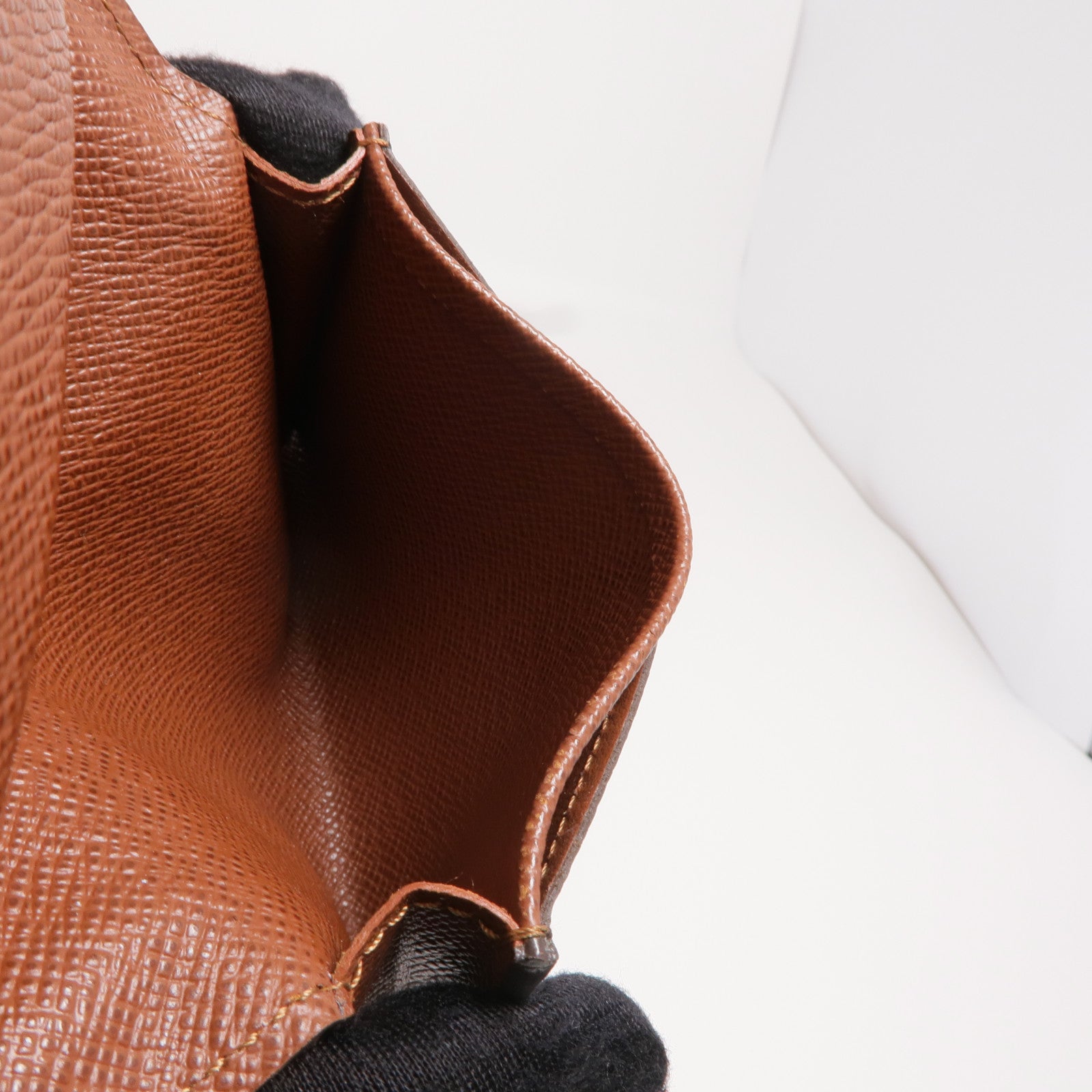 LOUIS VUITTON Monogram Card Case卡片套