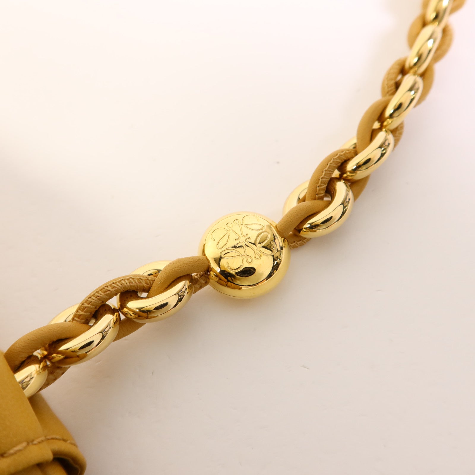 LOEWE 羊皮皮革Medium Flamenco Purse金扣肩背袋