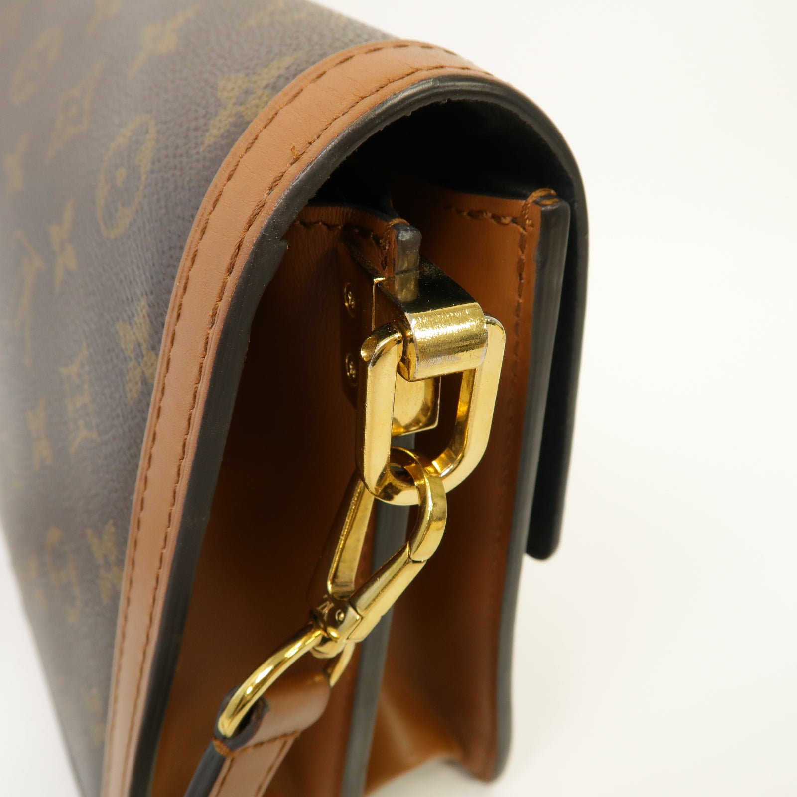 LOUIS VUITTON Monogram Reverse Dauphine金扣肩背袋棕色