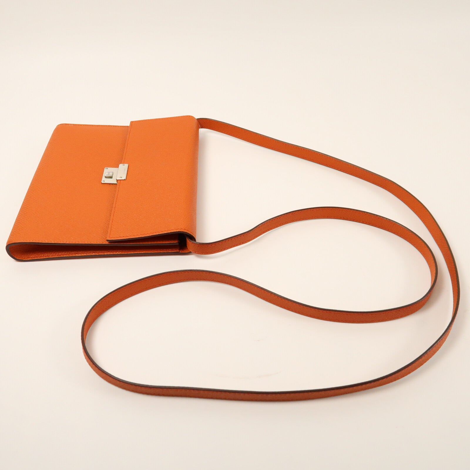HERMES Epsom皮革Clic 16銀扣肩背袋Cuivre