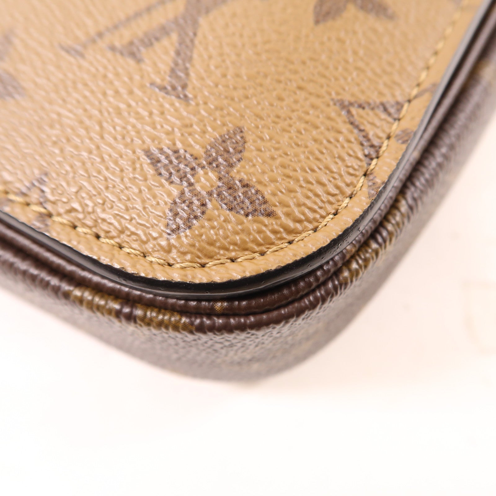 LOUIS VUITTON Monogram Reverse Pochette Metis金扣手挽肩背兩用袋棕色
