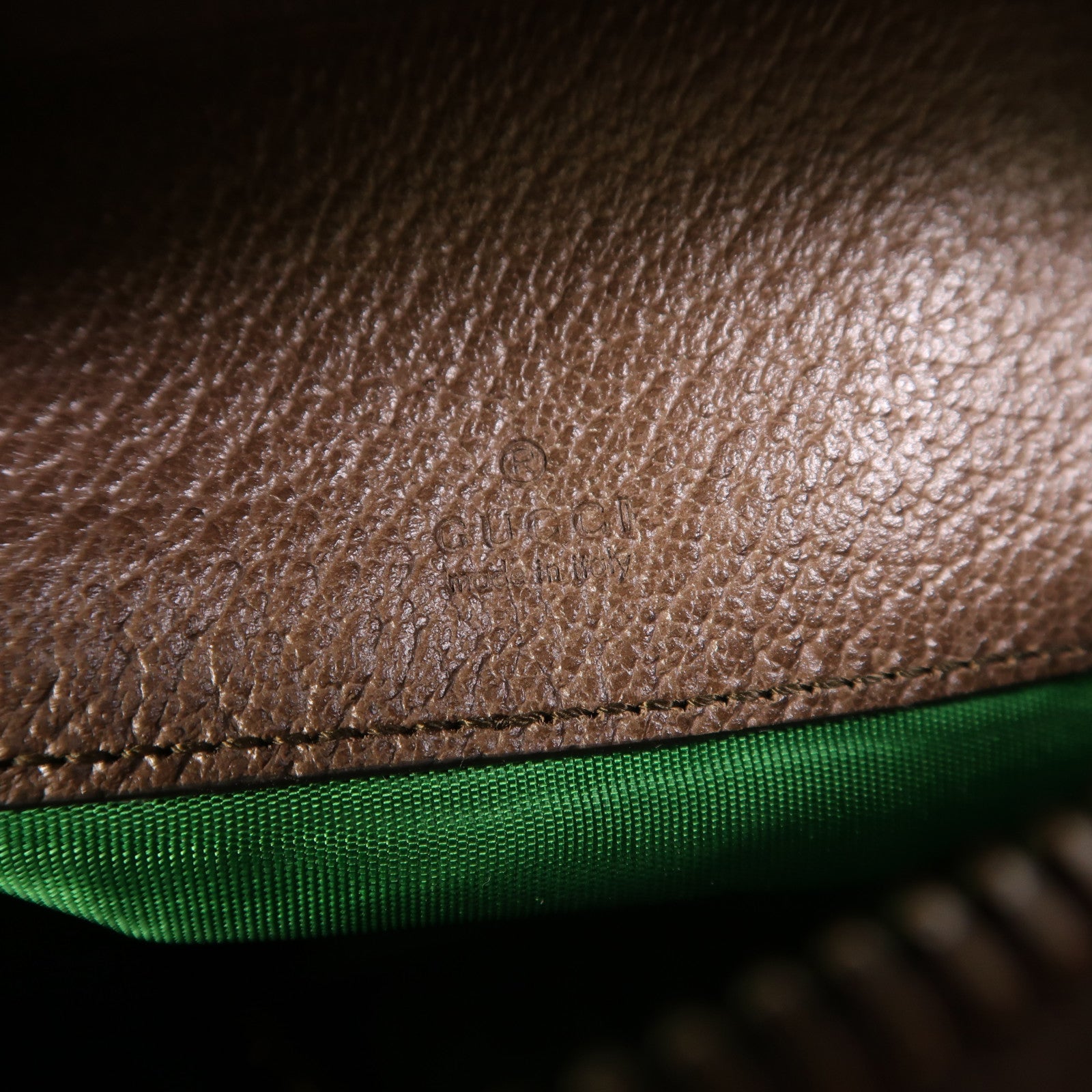 GUCCI 塗層帆布New Candy金扣肩背袋