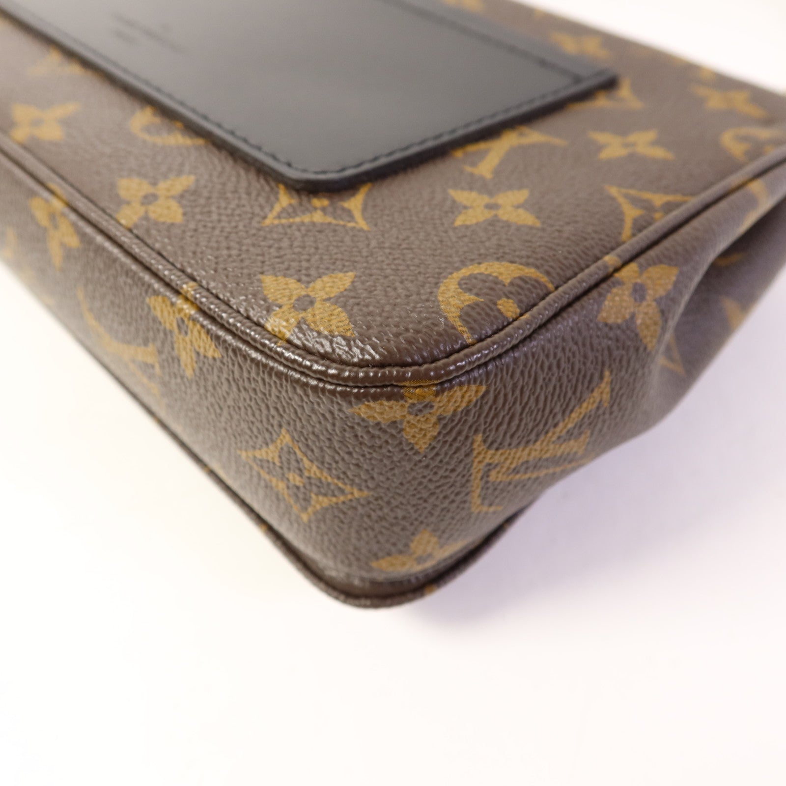 LOUIS VUITTON Monogram Marceau金扣肩背袋