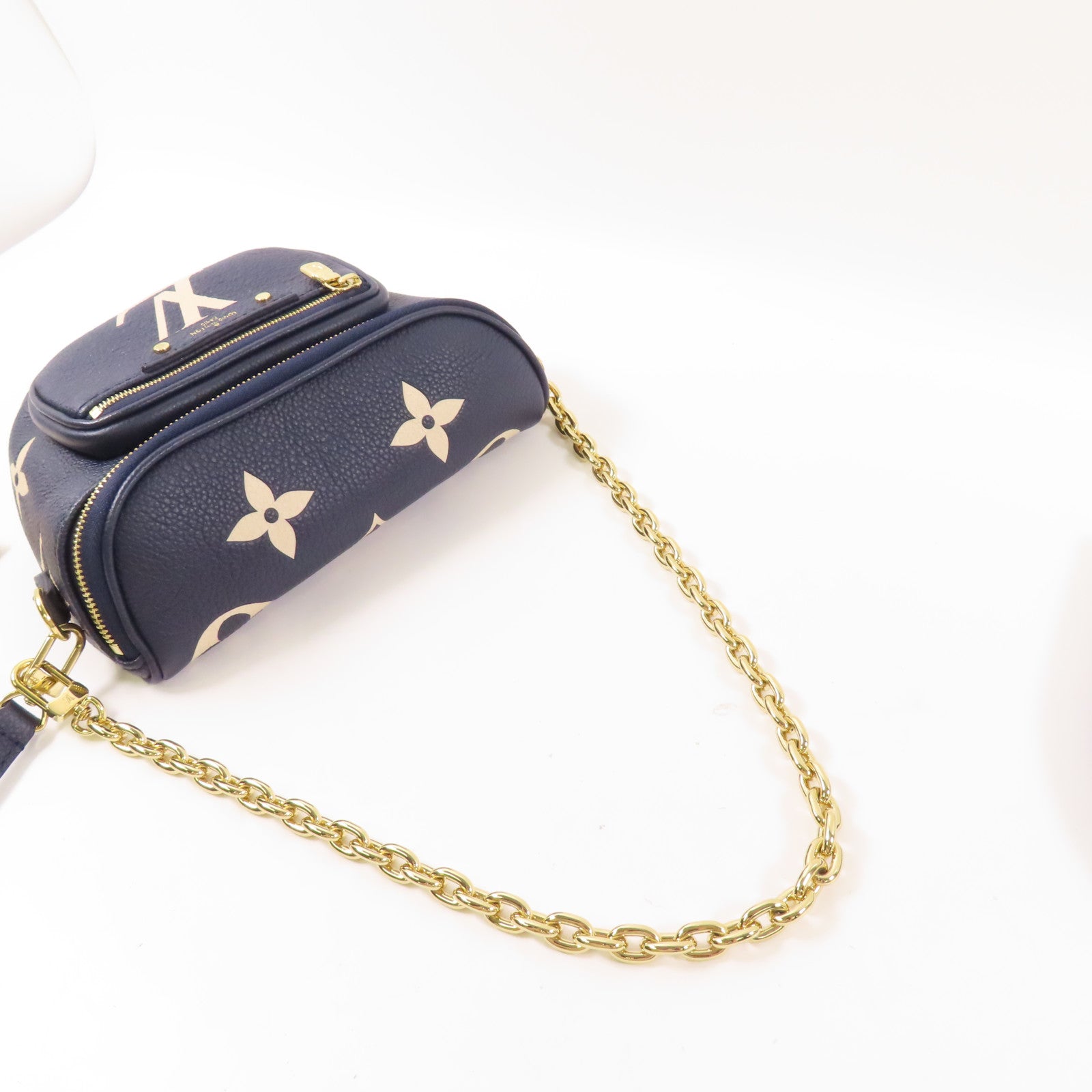 LOUIS VUITTON Monogram Empreinte Mini Bumbag金扣手挽肩背兩用袋
