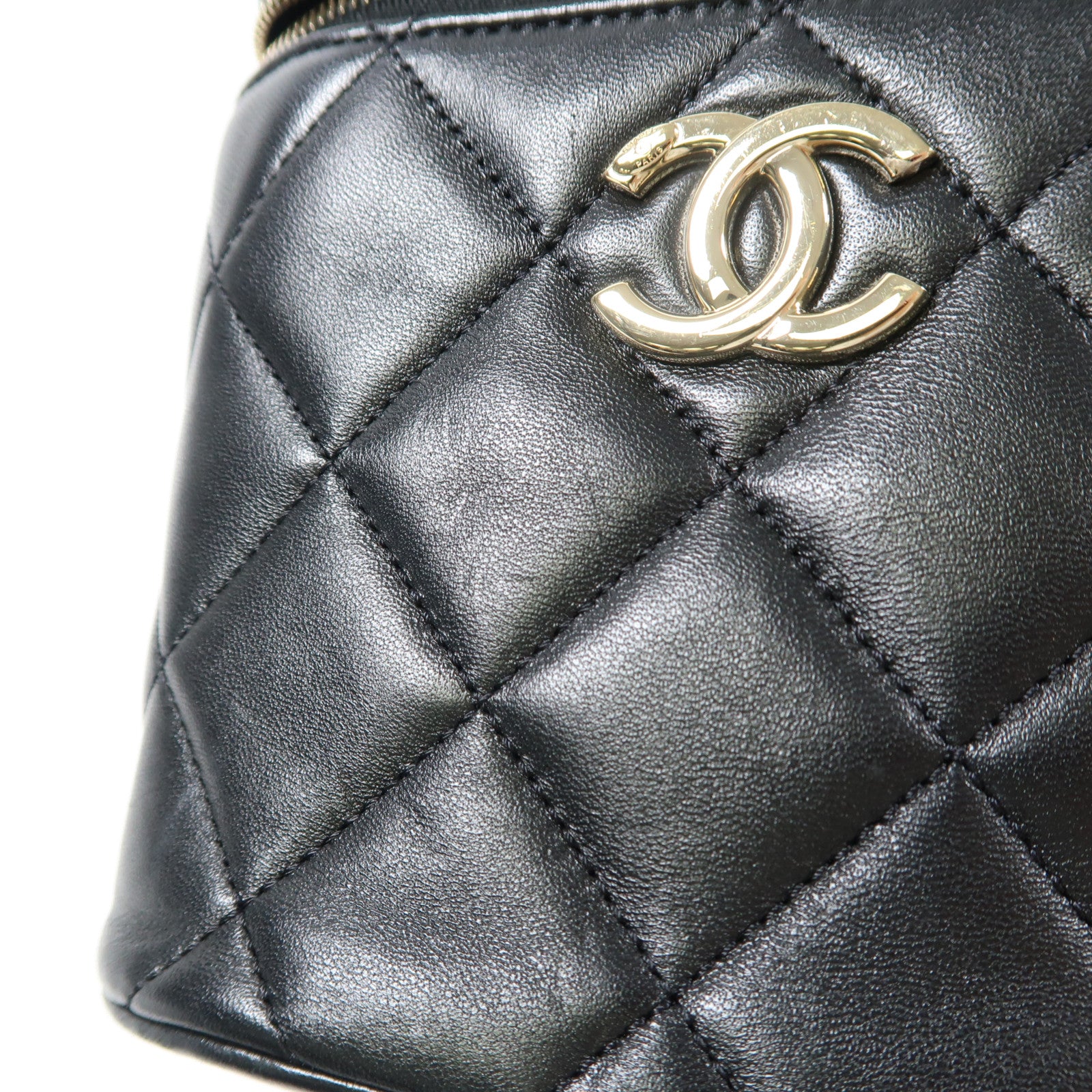 CHANEL CC GHW Trendy CC Vanity Case Chain Shoulder Bag Lambskin Leather Black