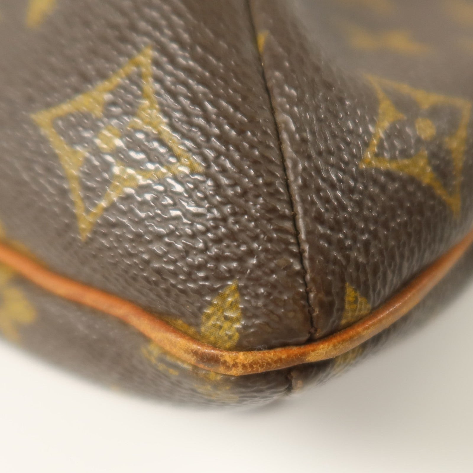 LOUIS VUITTON Monogram Musette金扣肩背袋