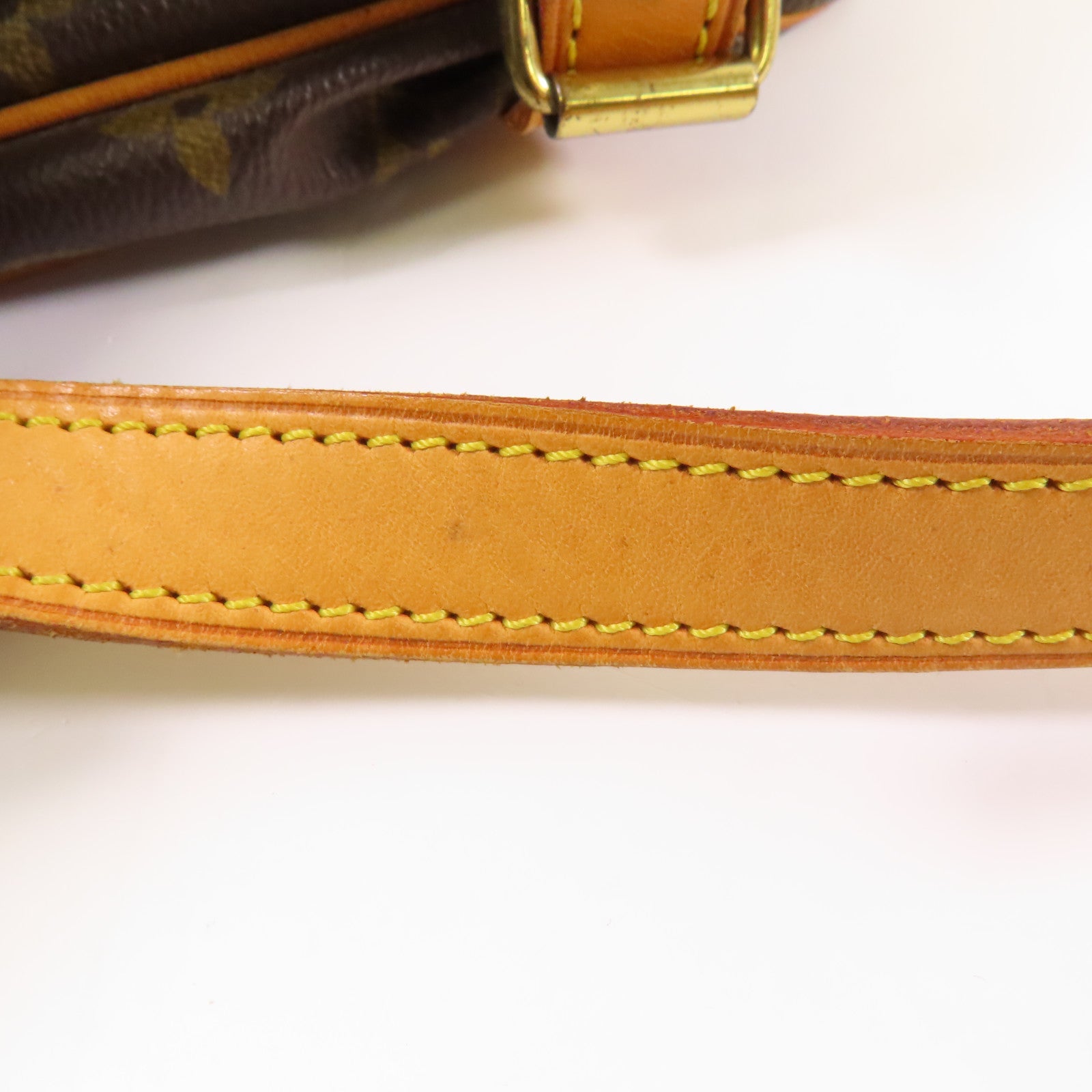LOUIS VUITTON Monogram Saumur 30金扣肩背袋