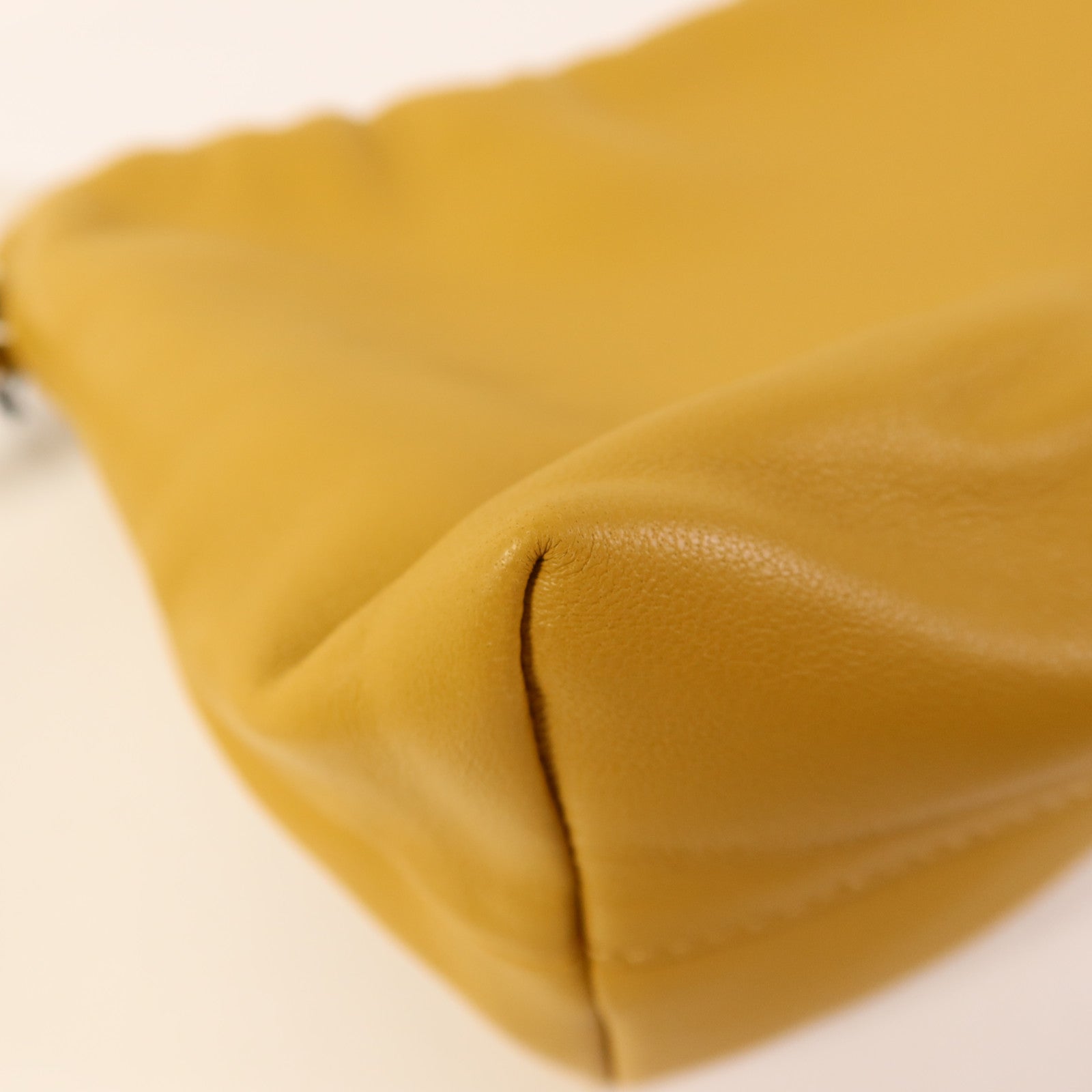 LOEWE 羊皮皮革Medium Flamenco Purse金扣肩背袋