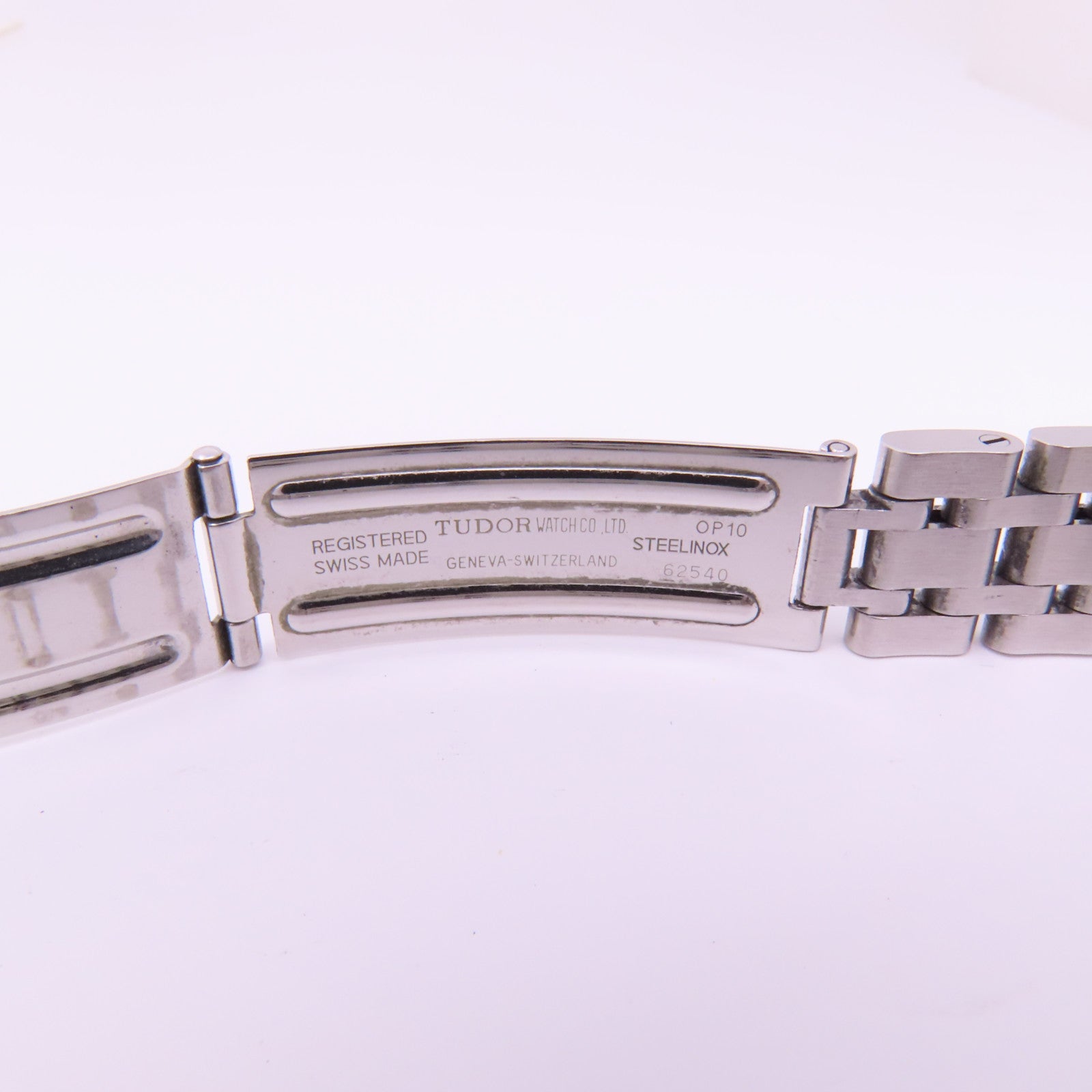 TUDOR Classic 28mm 22010