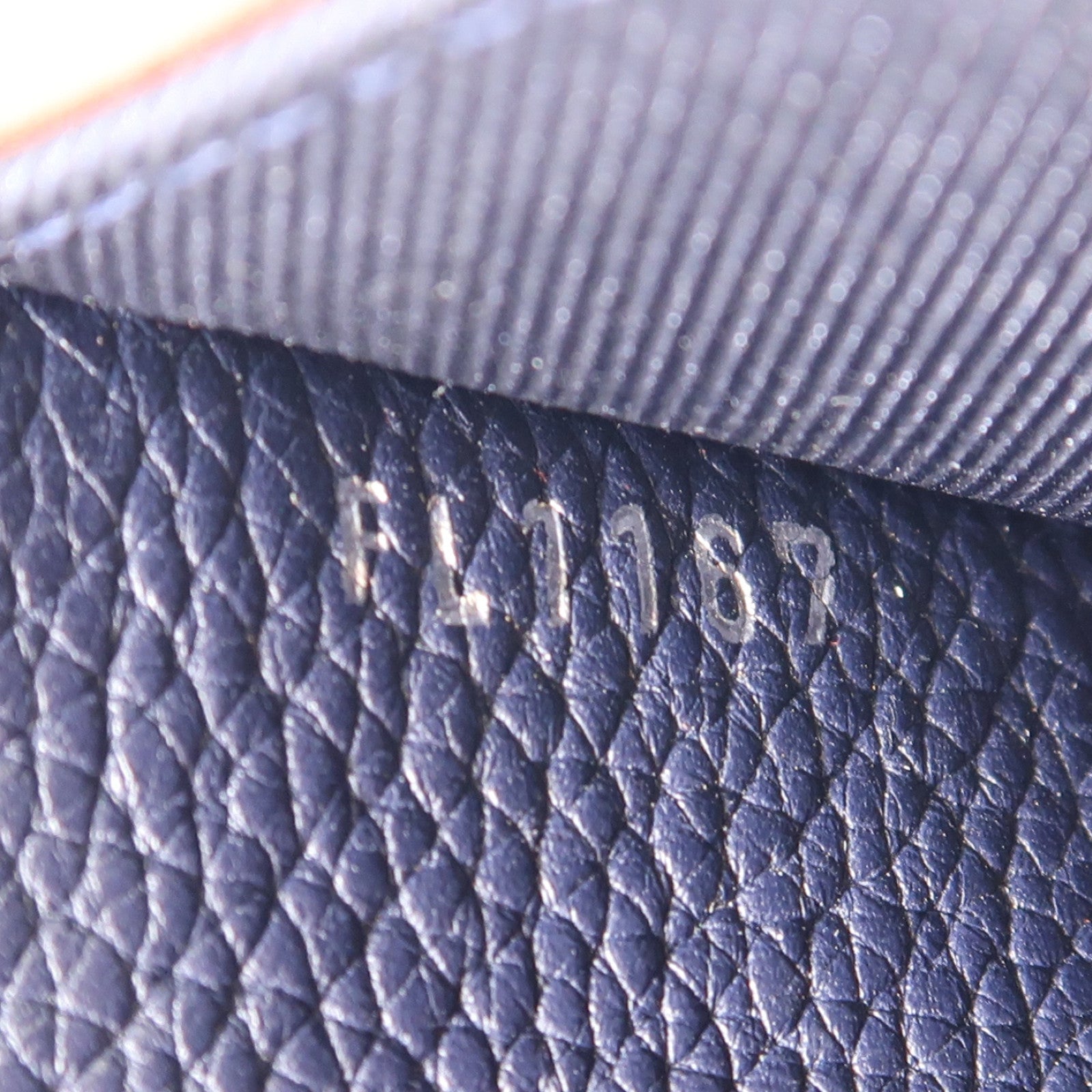 LOUIS VUITTON 牛皮皮革Lockme II BB銀扣手挽肩背兩用袋藍色