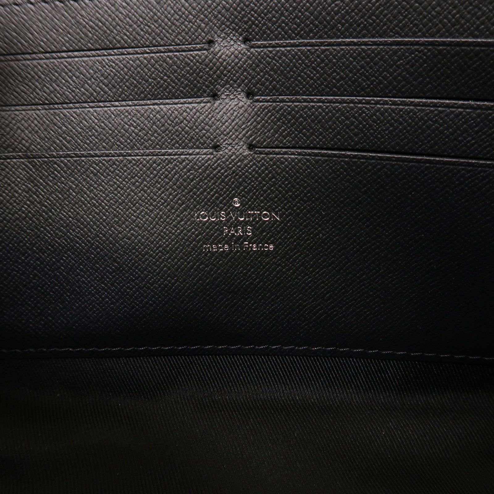 LOUIS VUITTON Monogram Eclipse Soft Trunk Wallet肩背袋黑色