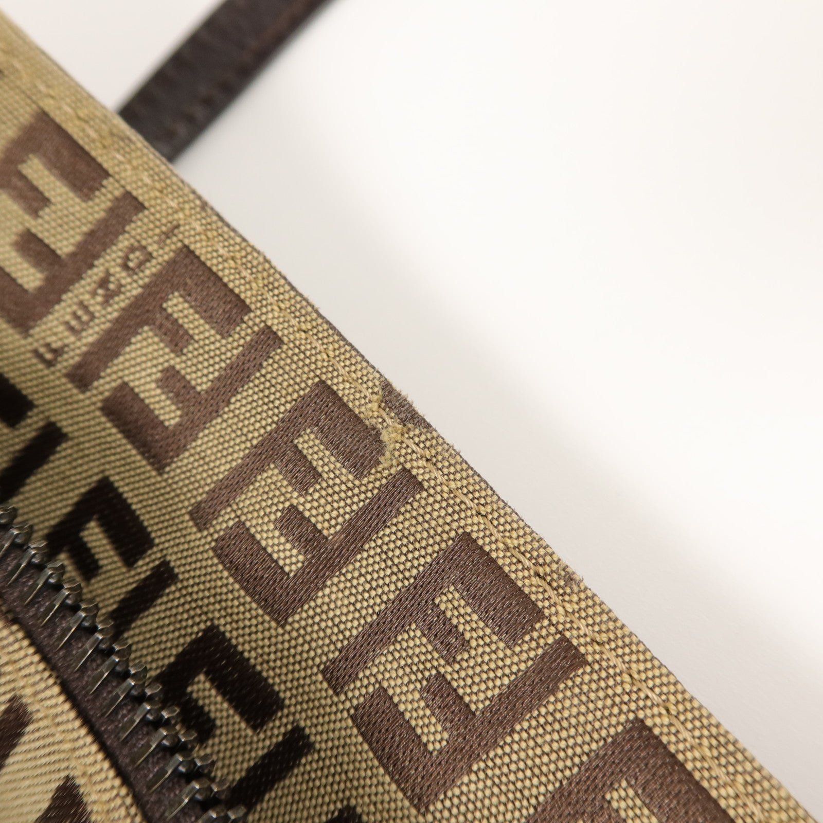 FENDI 牛皮皮革/帆布Vintage Hand Bag手挽袋