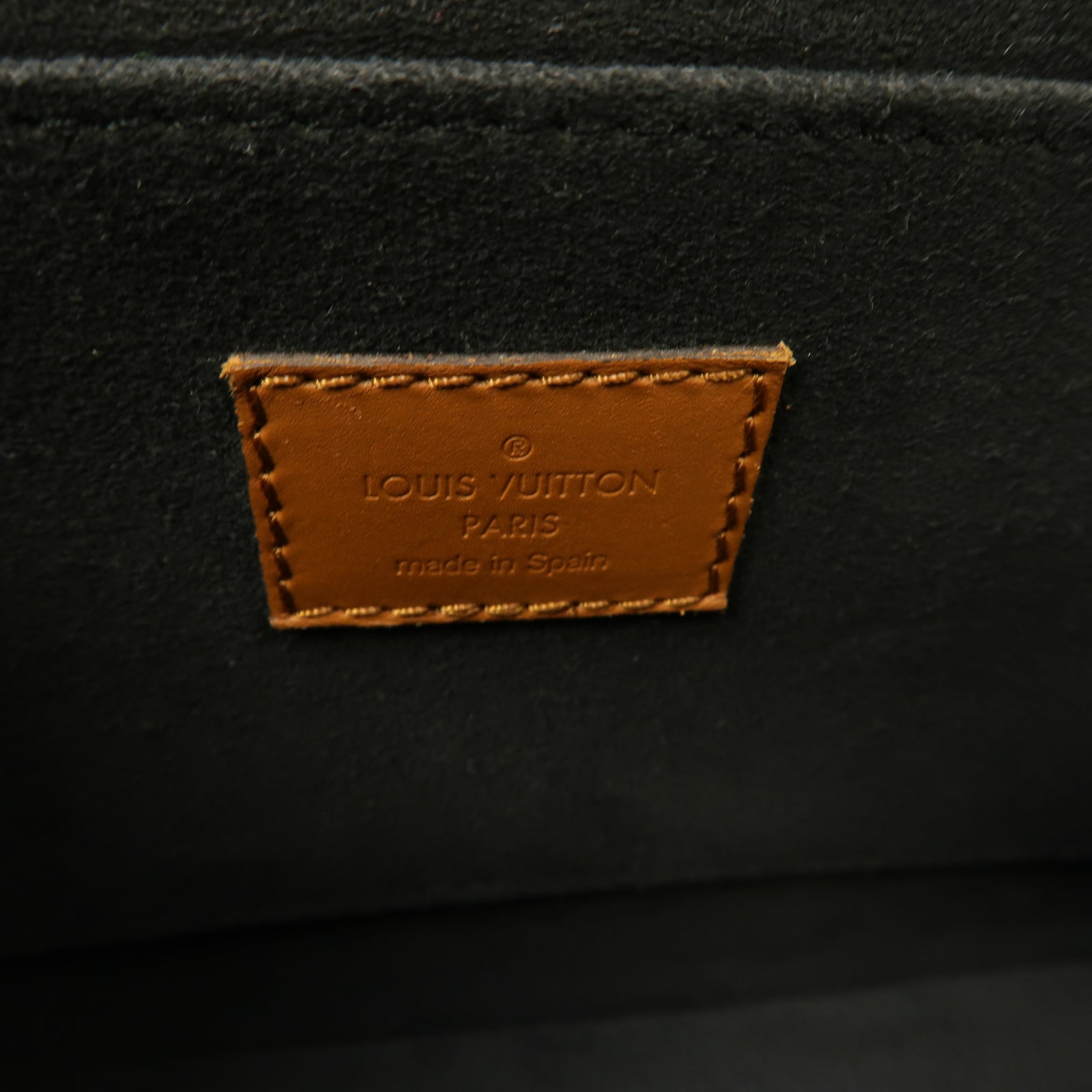 LOUIS VUITTON Monogram Reverse Dauphine金扣肩背袋棕色