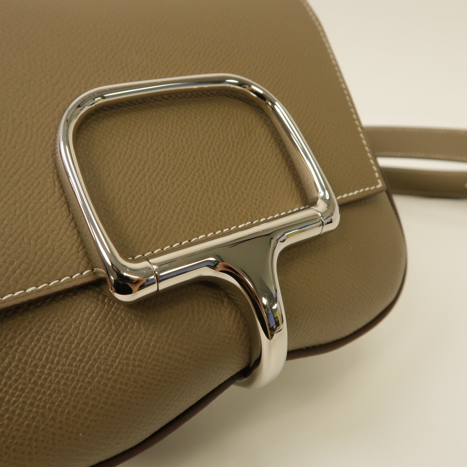 HERMES Epsom皮革Della Cavalleria Mini銀扣肩背袋經典駝色