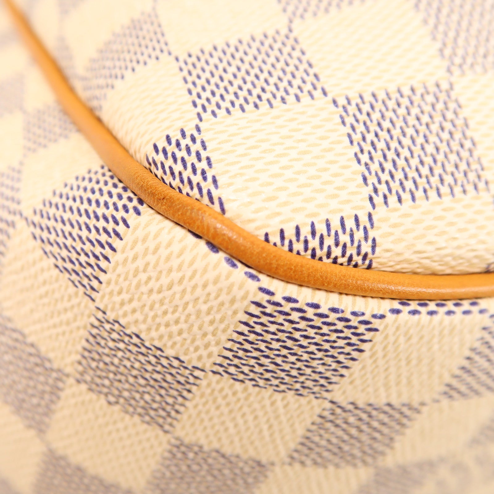 LOUIS VUITTON Damier Azur Siracusa PM金扣肩背袋