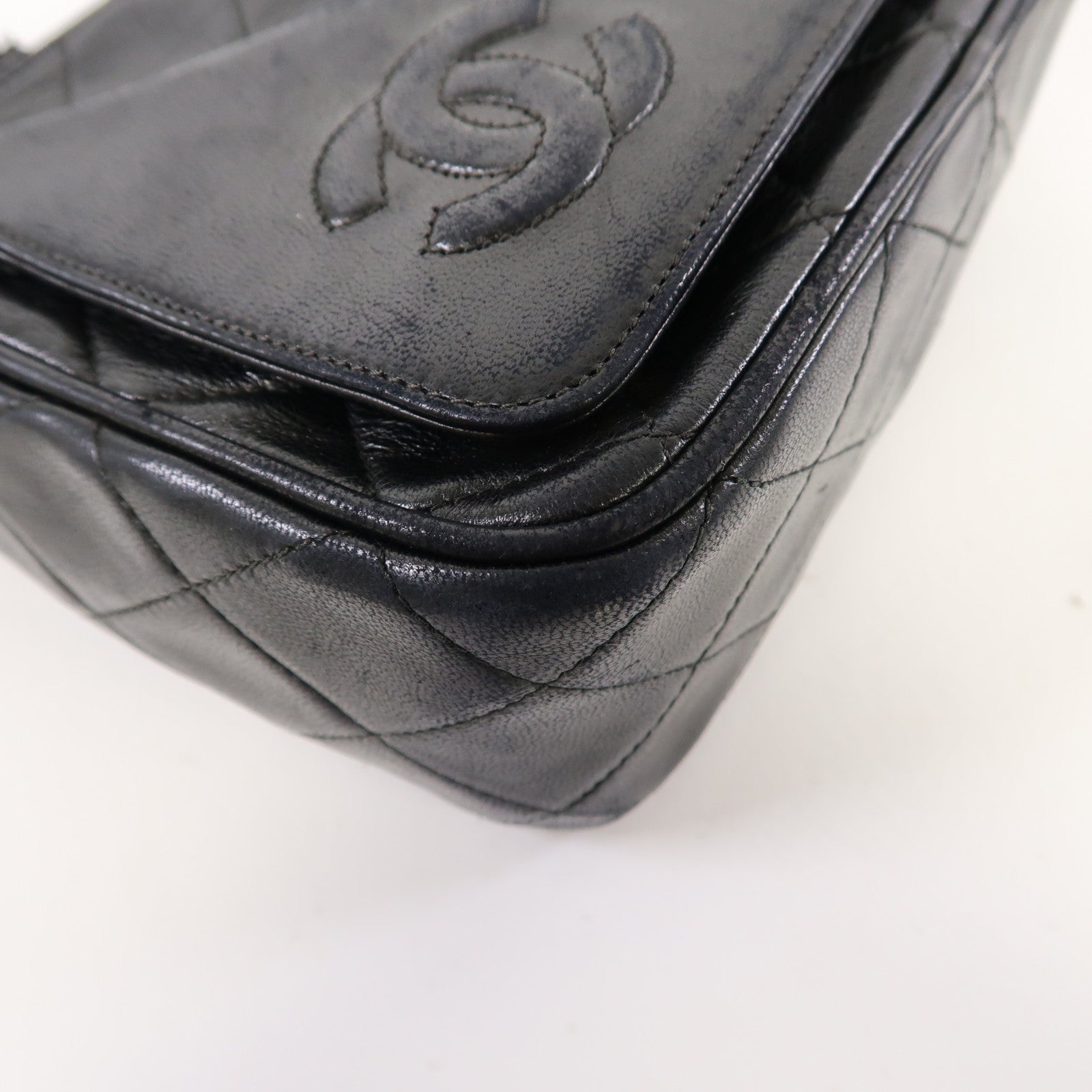 CHANEL 【激減優惠】菱格羊皮皮革Chain Shoulder金扣鏈帶肩背袋黑色