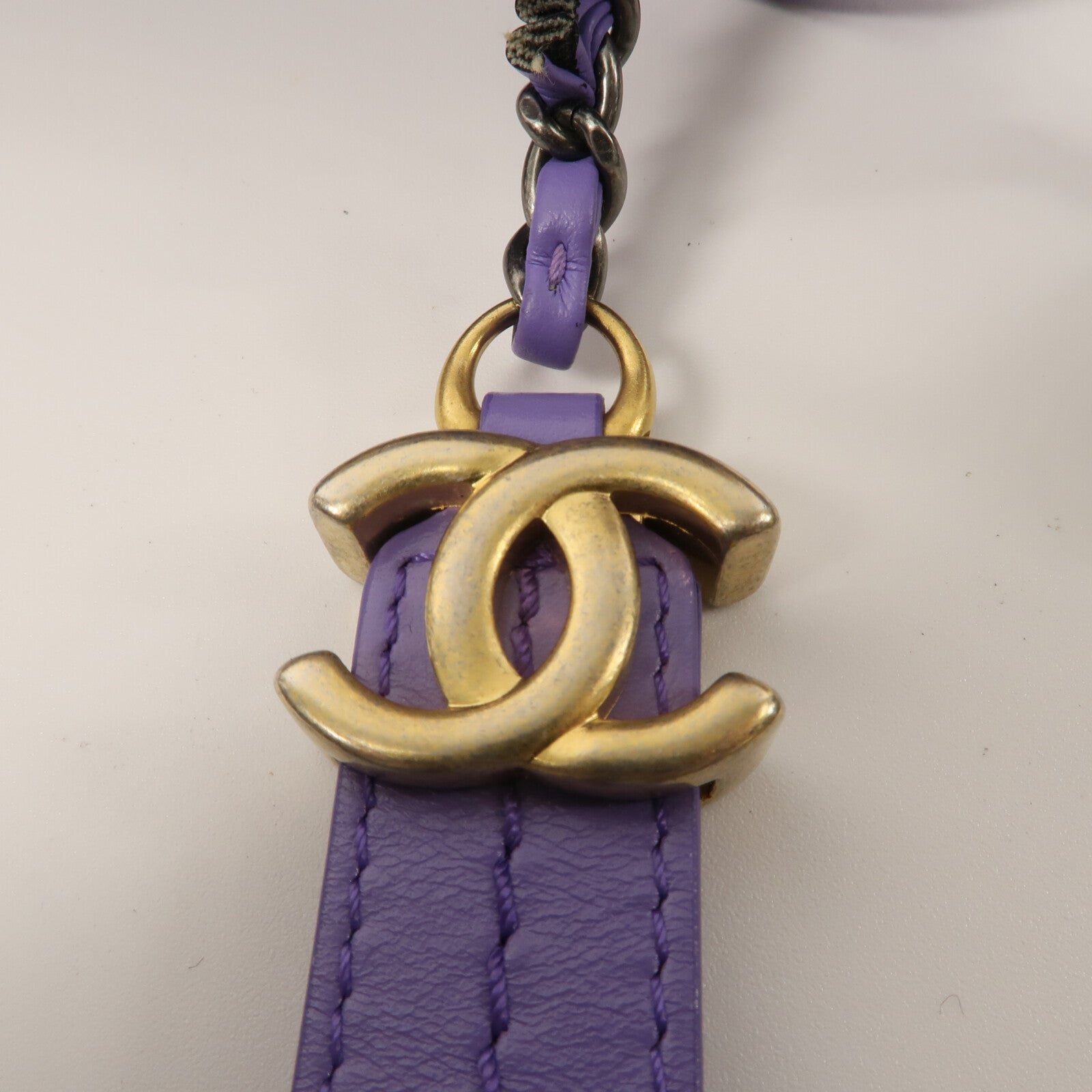 CHANEL 牛皮皮革Gabrielle Small鏈帶肩背袋
