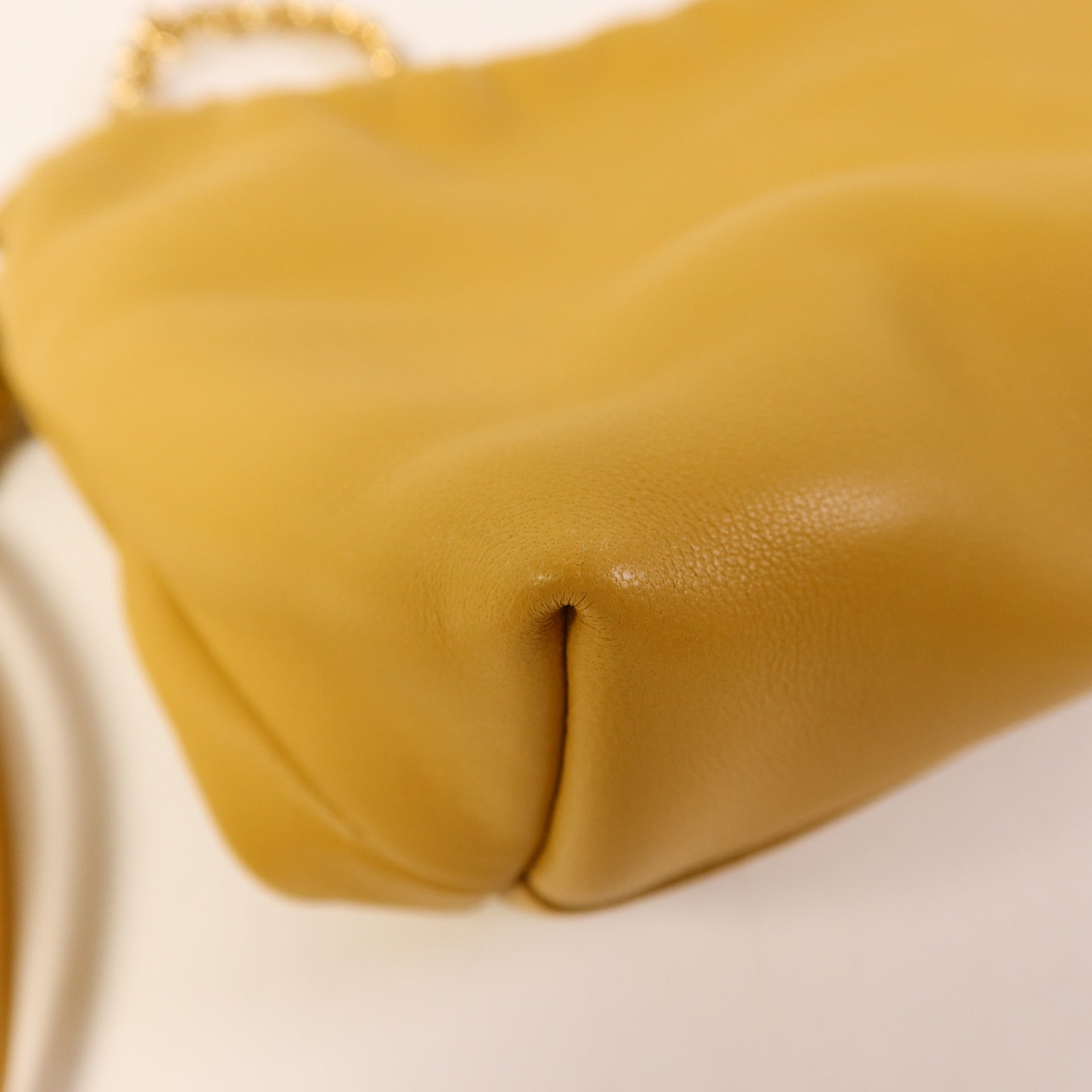 LOEWE 羊皮皮革Medium Flamenco Purse金扣肩背袋