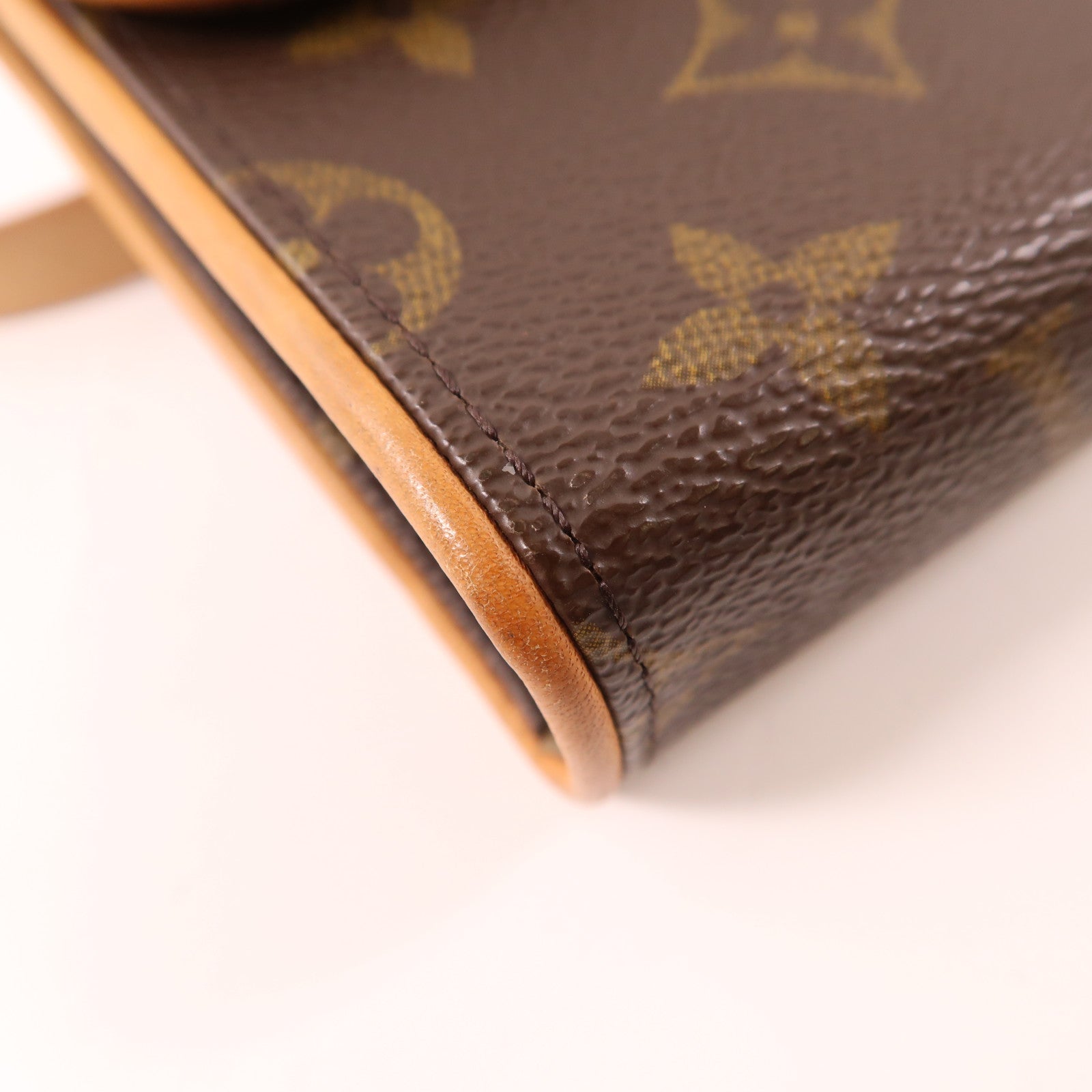 LOUIS VUITTON Monogram Pochette Florentine XS金扣腰包棕色