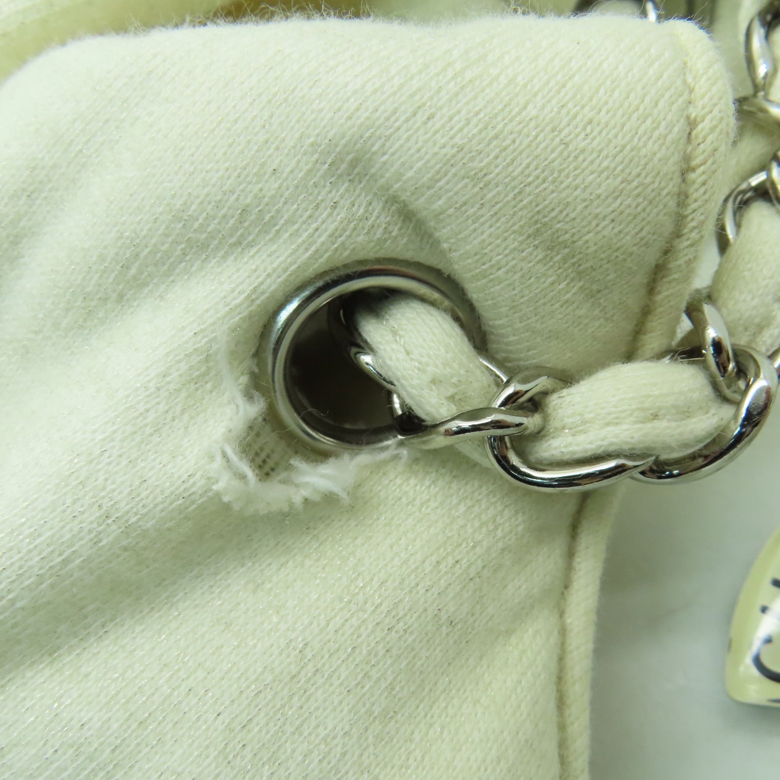 CHANEL 【清倉大減價】帆布Chain Shoulder銀扣鏈帶肩背袋白色
