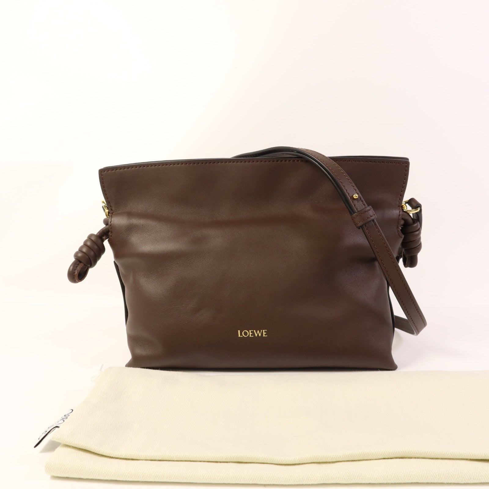 LOEWE 牛皮皮革Mini Flamenco Clutch金扣手拿包