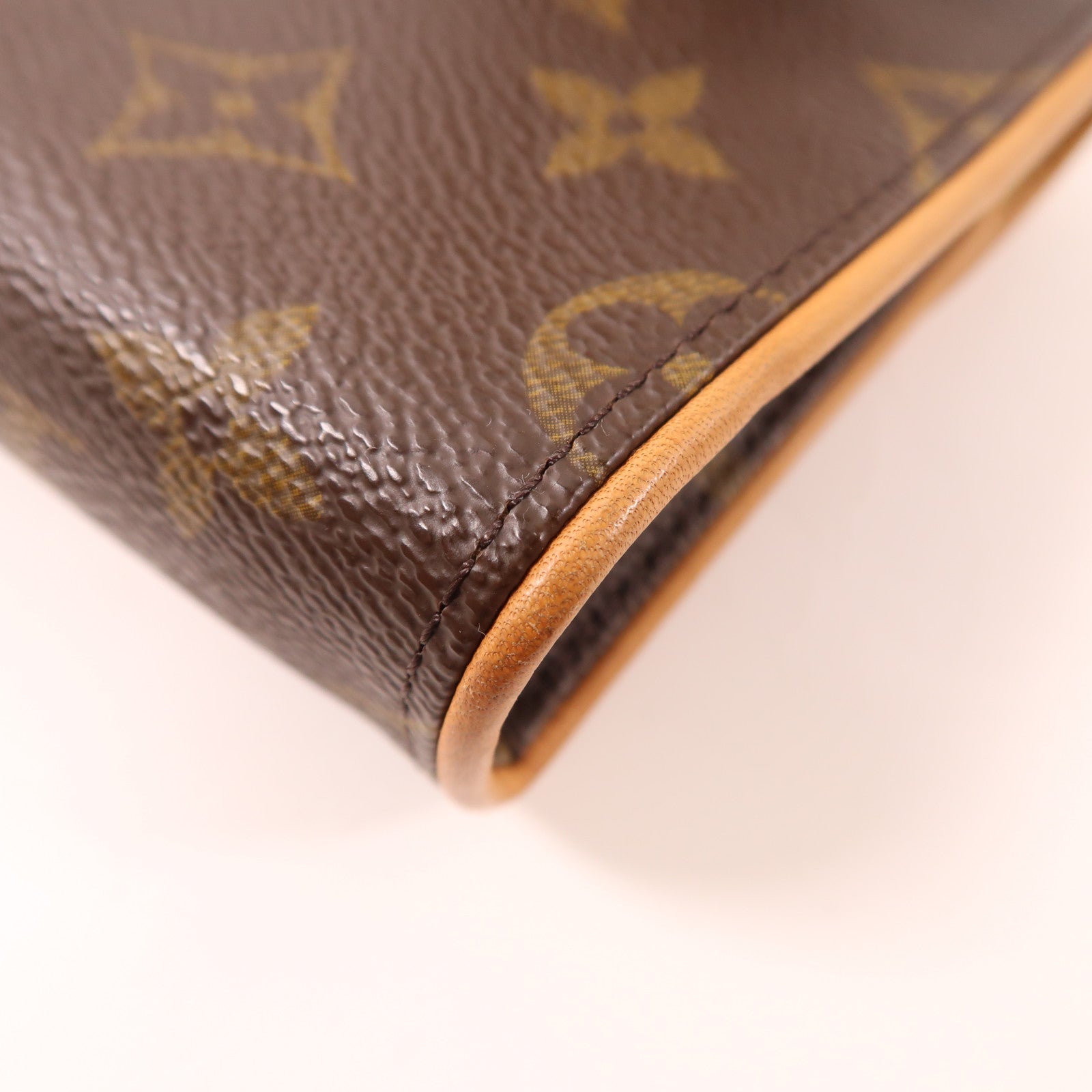 LOUIS VUITTON Monogram Pochette Florentine XS金扣腰包棕色