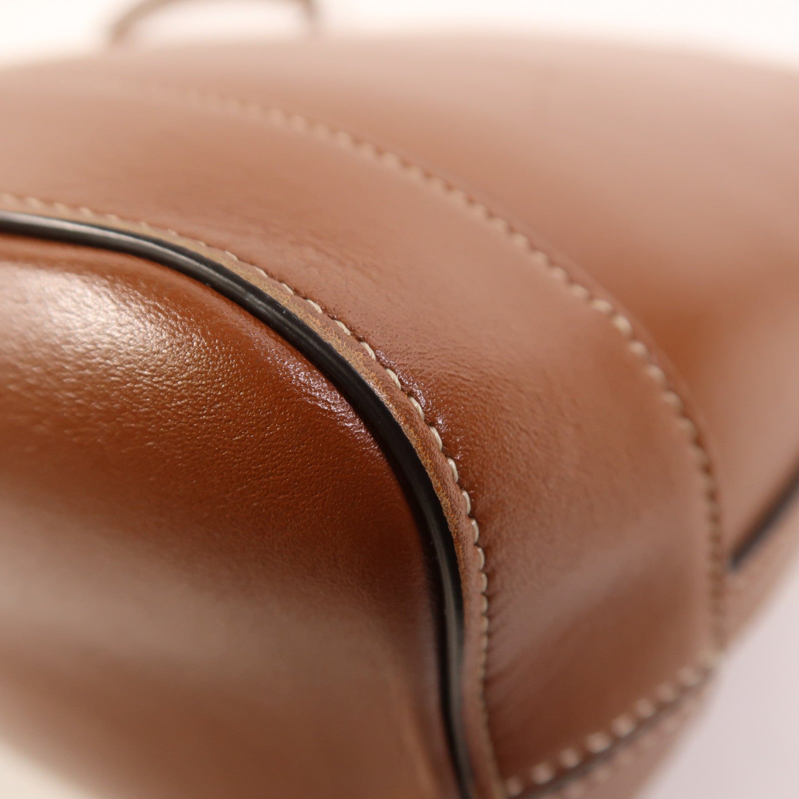 CELINE 【激減優惠】牛皮皮革Cuir Triomphe金扣肩背袋