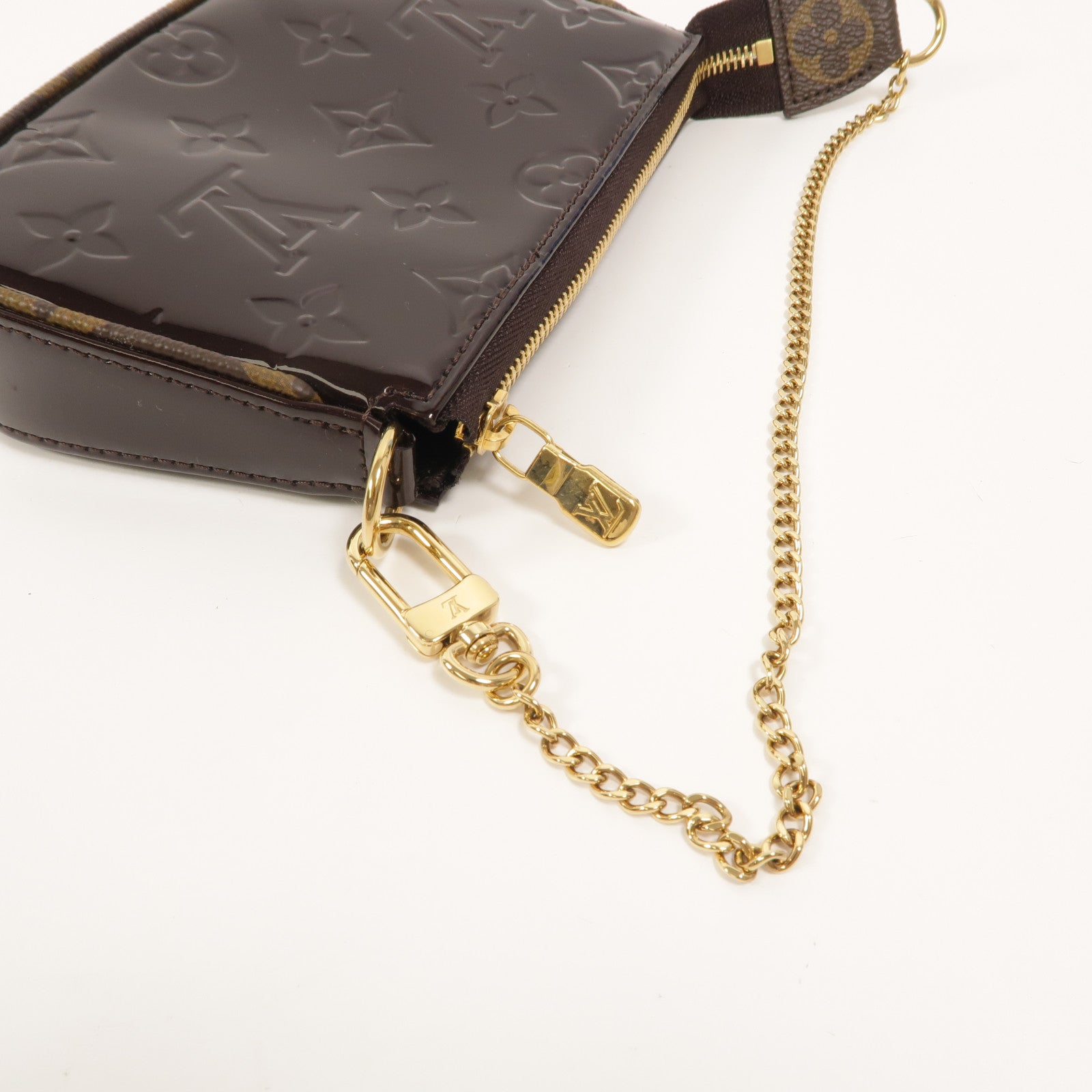 LOUIS VUITTON Monogram Vernis Mini Pochette Accessoires零錢包