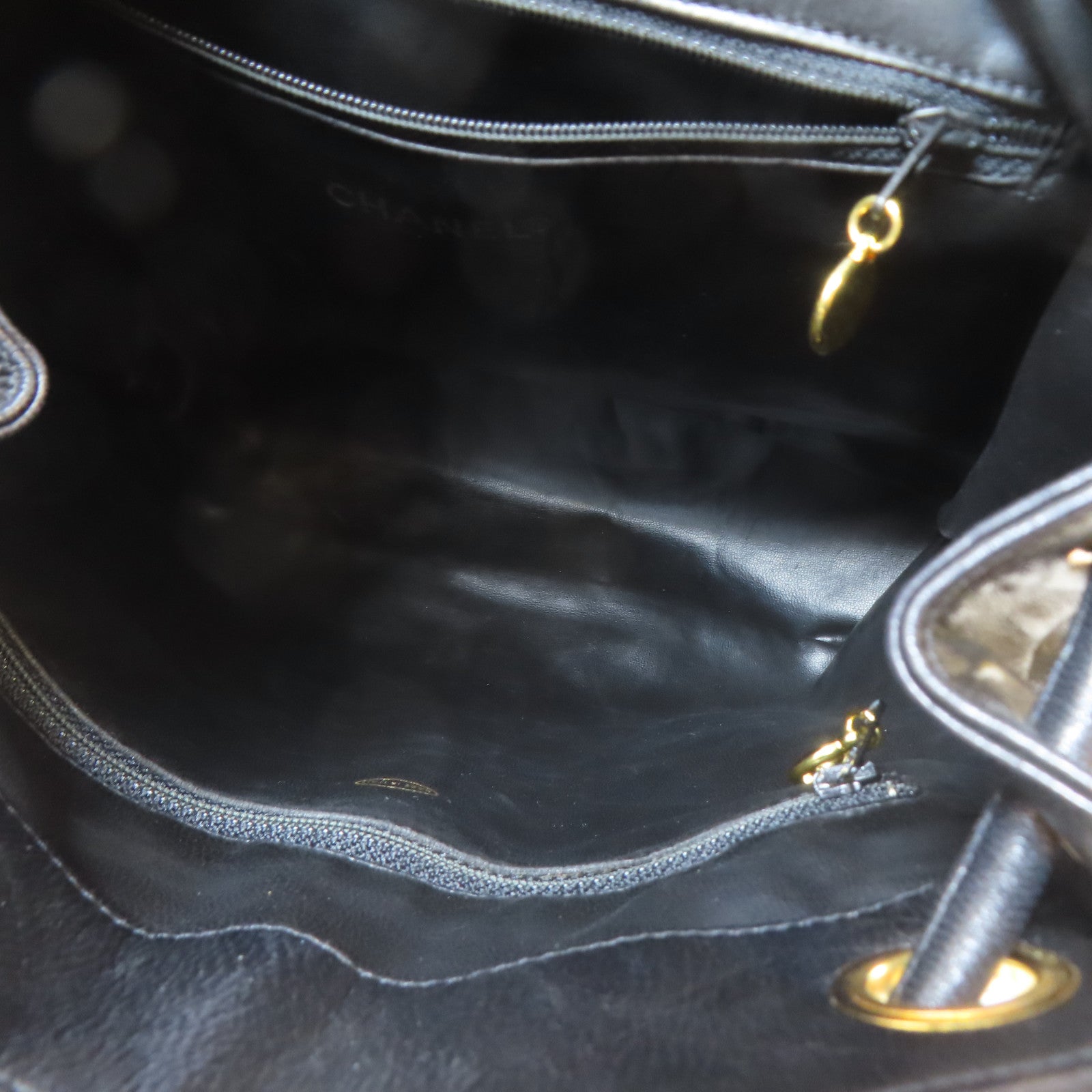 CHANEL 【激減優惠】菱格羊皮皮革Backpack金扣背包黑色