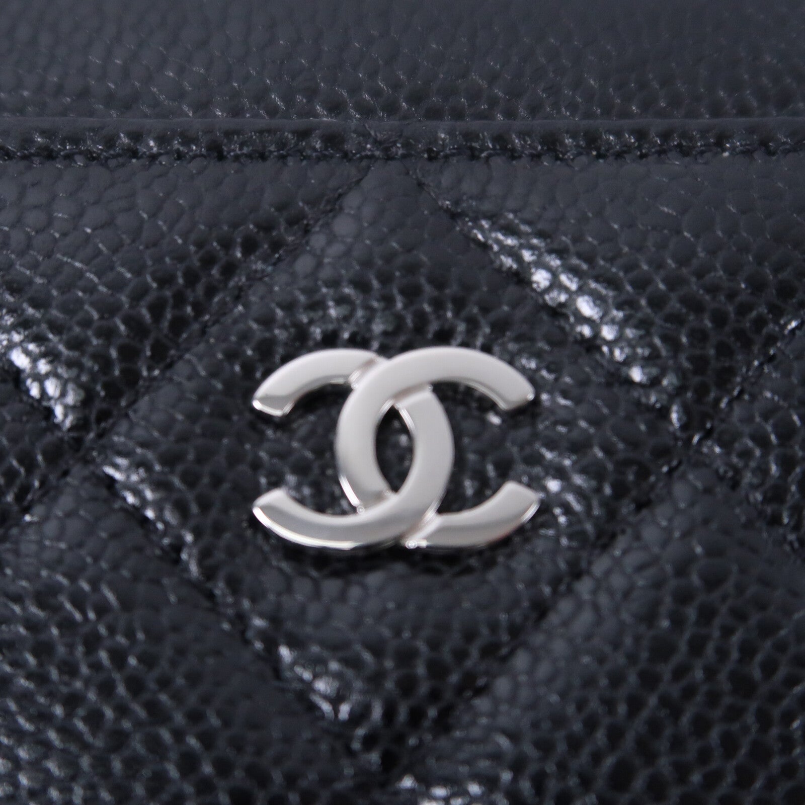 CHANEL 牛皮皮革Phone Bag銀扣鏈帶肩背袋