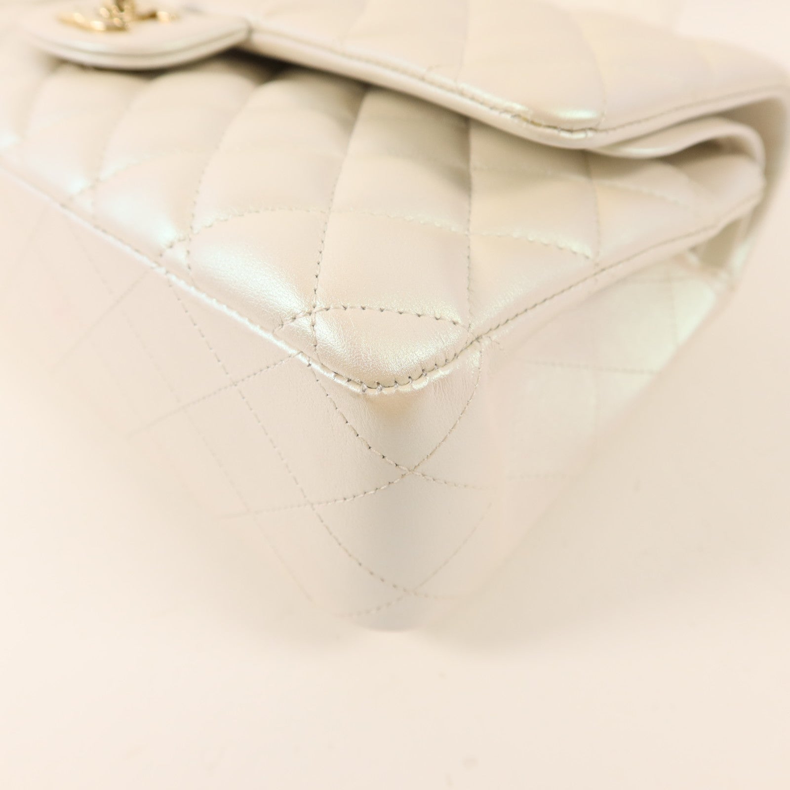 CHANEL 牛皮皮革Classic 25金扣鏈帶肩背袋