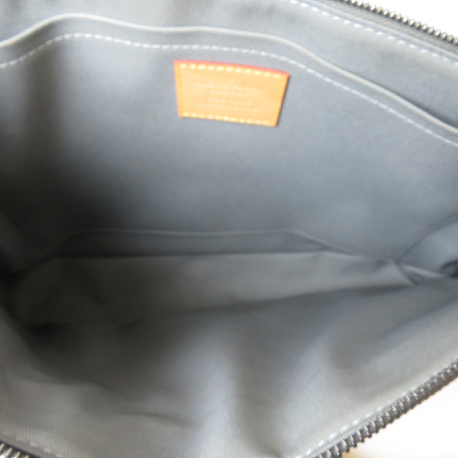 LOUIS VUITTON **【激減優惠】Monogram Titanium Pochette Cosmos Clutch金扣手拿包灰色